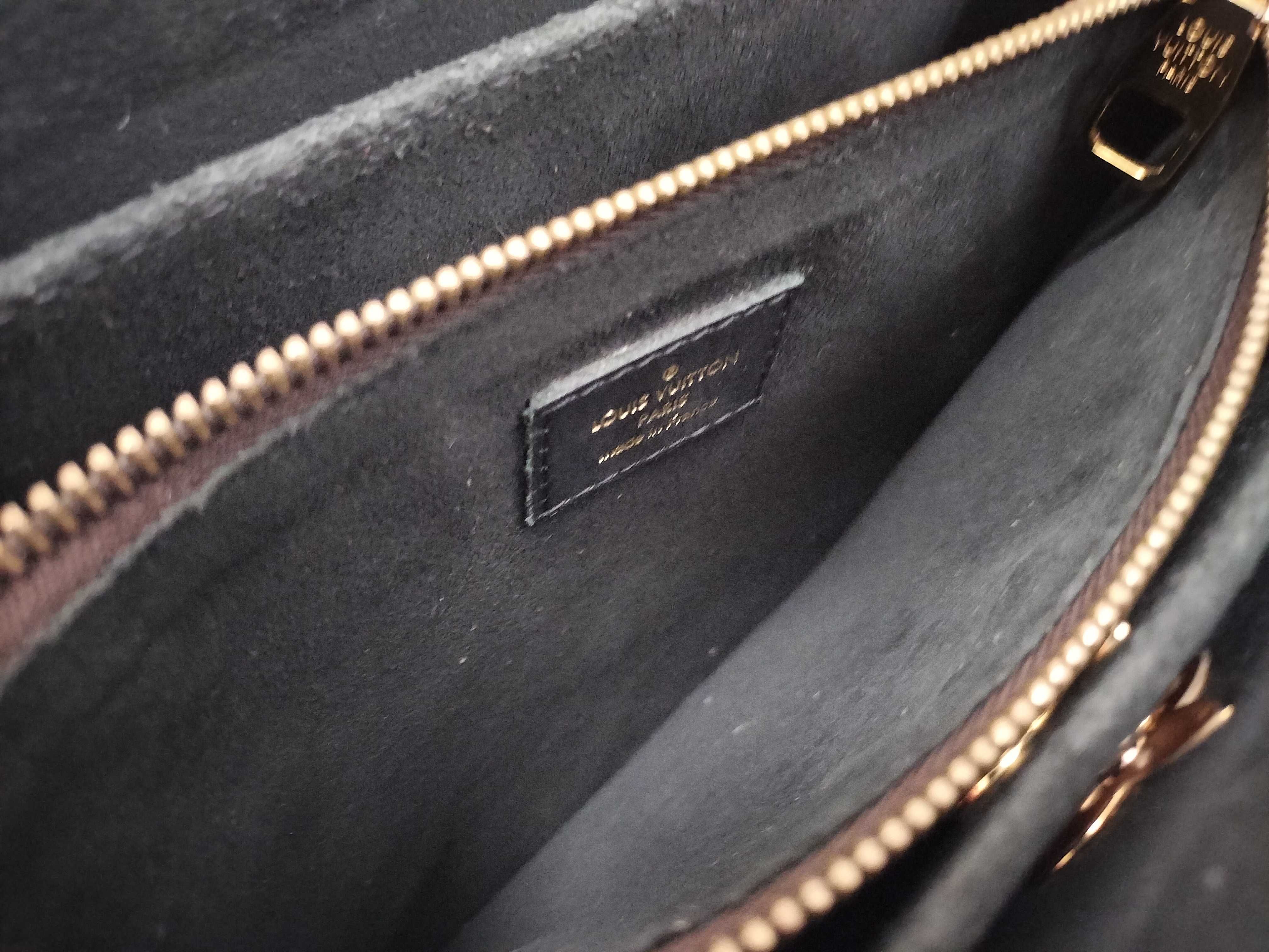 Monogram LV Monogram Flower Tote M43550 — view 12