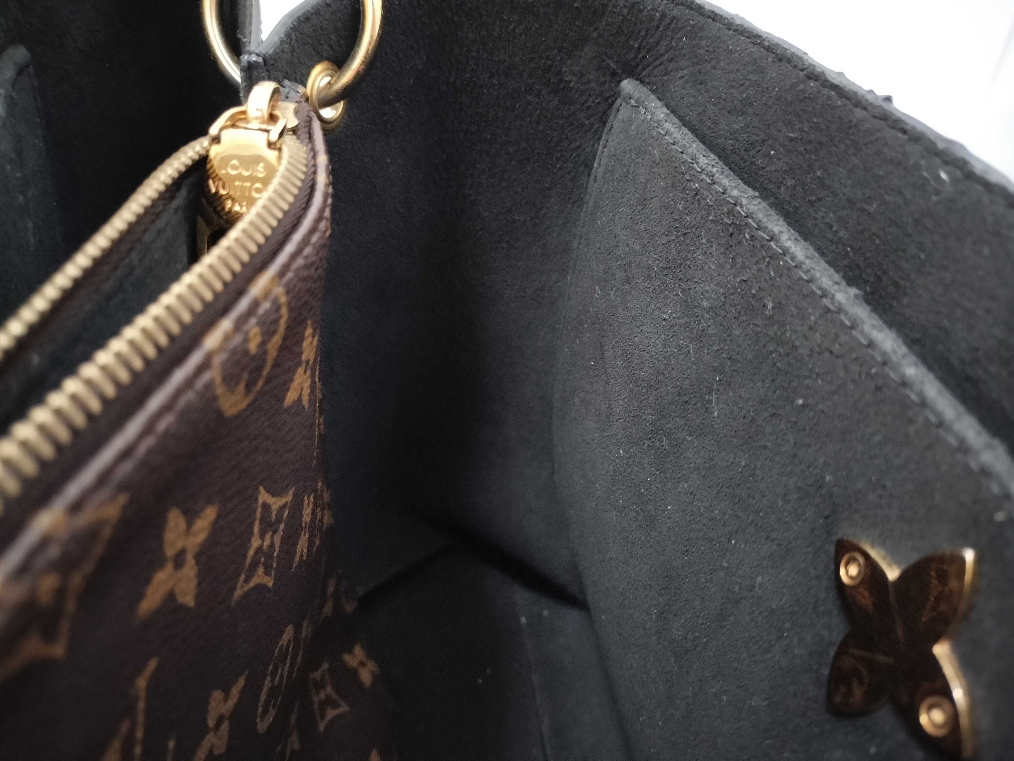 Monogram LV Monogram Flower Tote M43550 — view 14