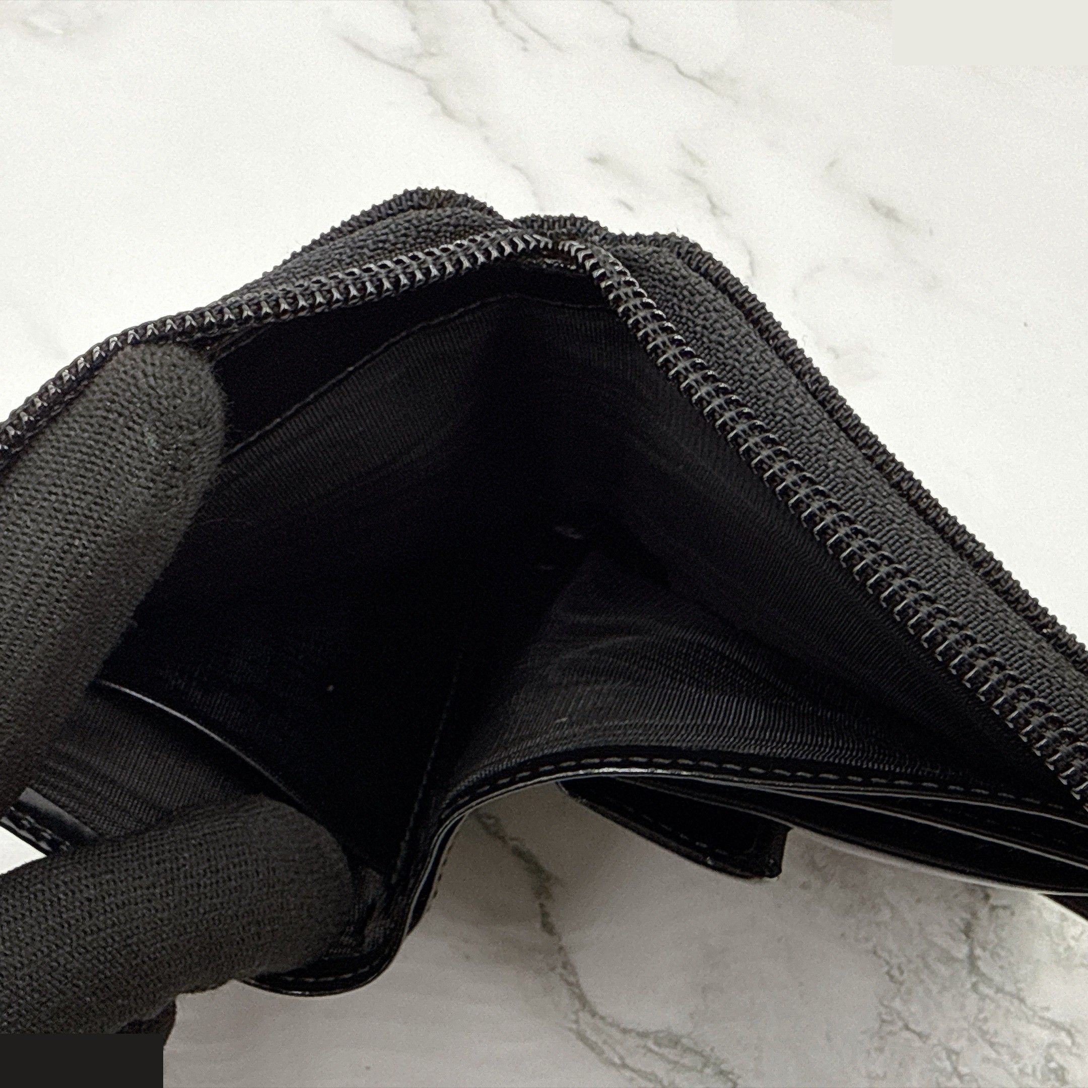 round zipper nylon enamel bi-fold wallet — view 5