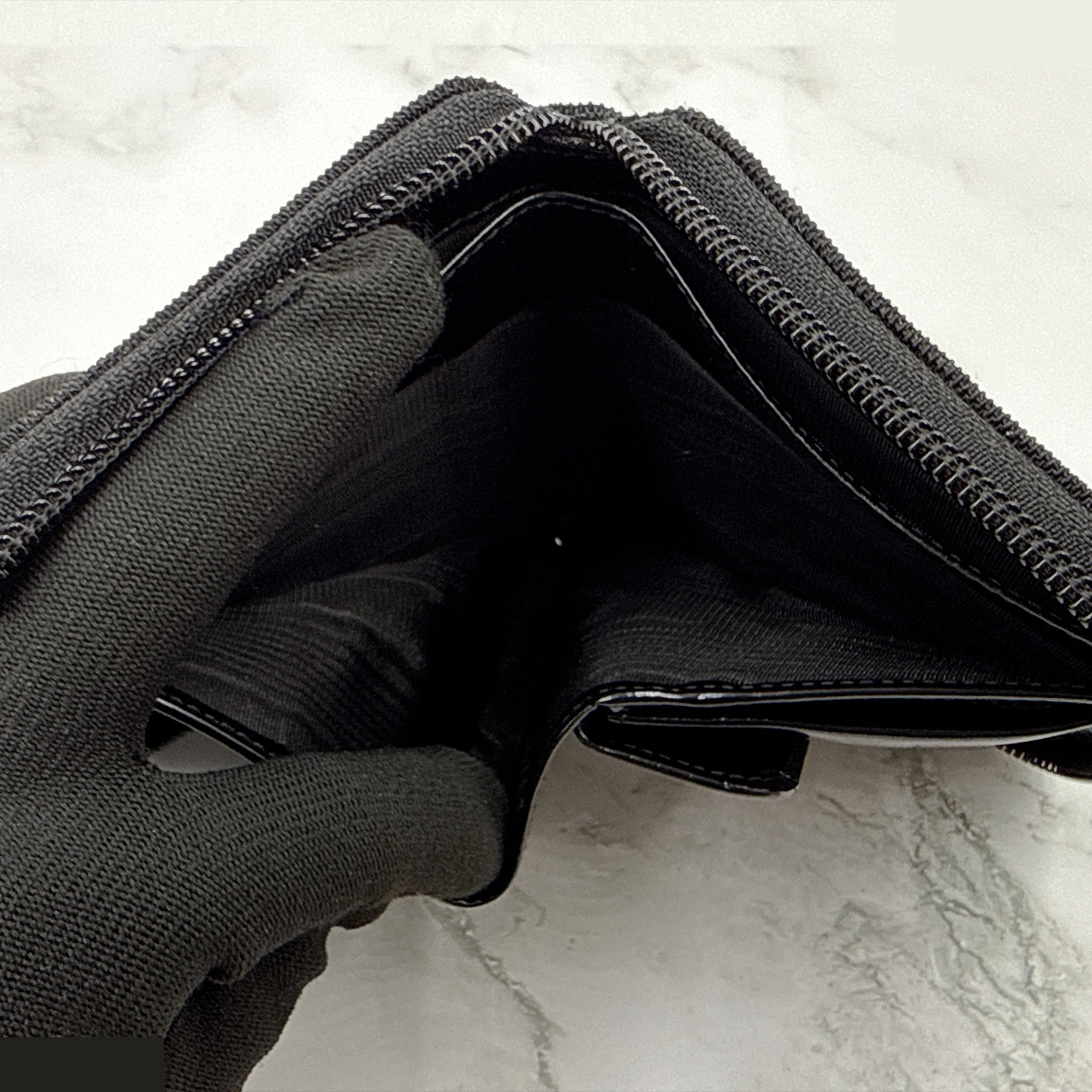 round zipper nylon enamel bi-fold wallet — view 6