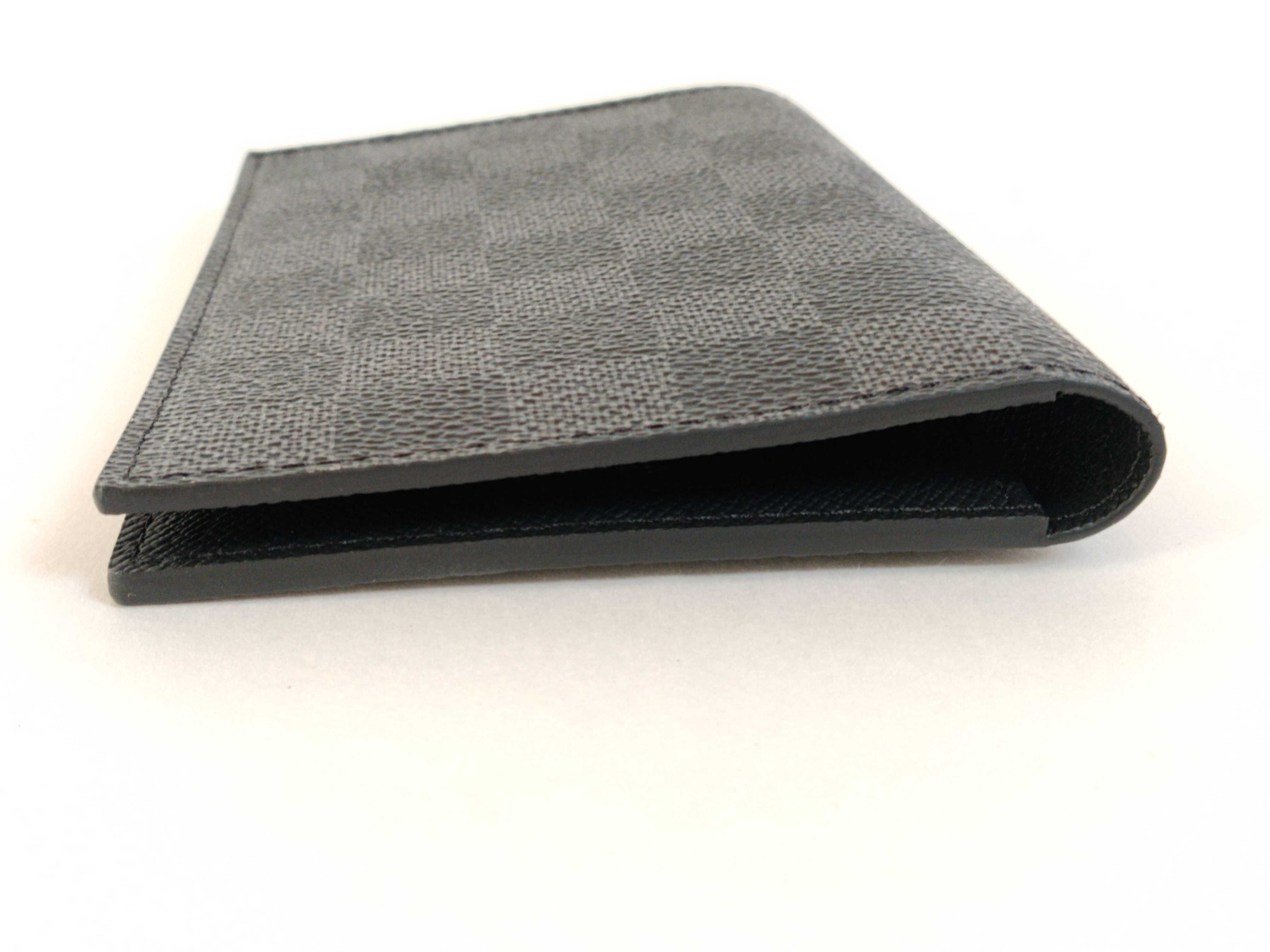 Damier Graphite Couverture Passport NM N64411 MB2159 Card Case — view 4