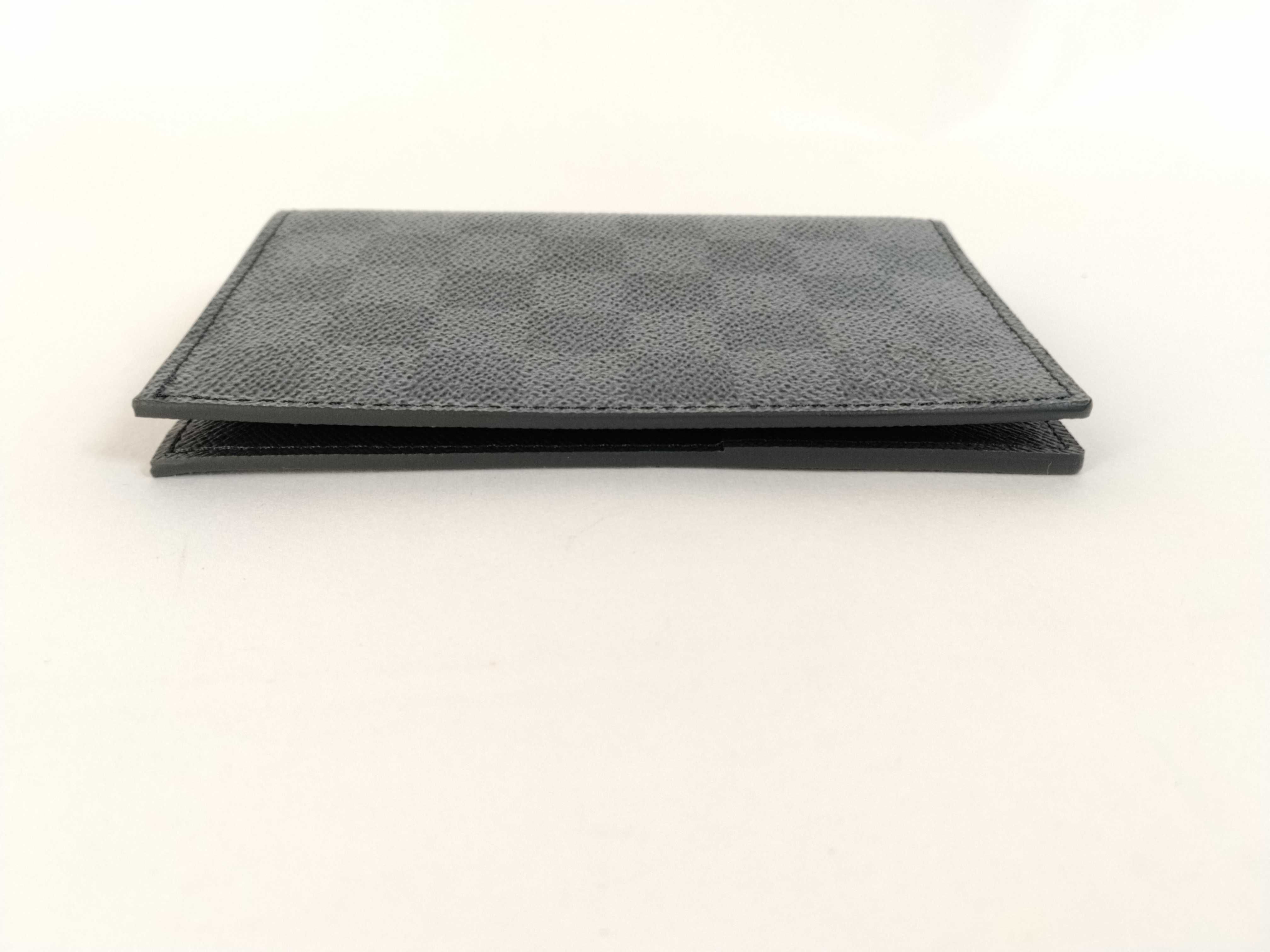 Damier Graphite Couverture Passport NM N64411 MB2159 Card Case — view 7