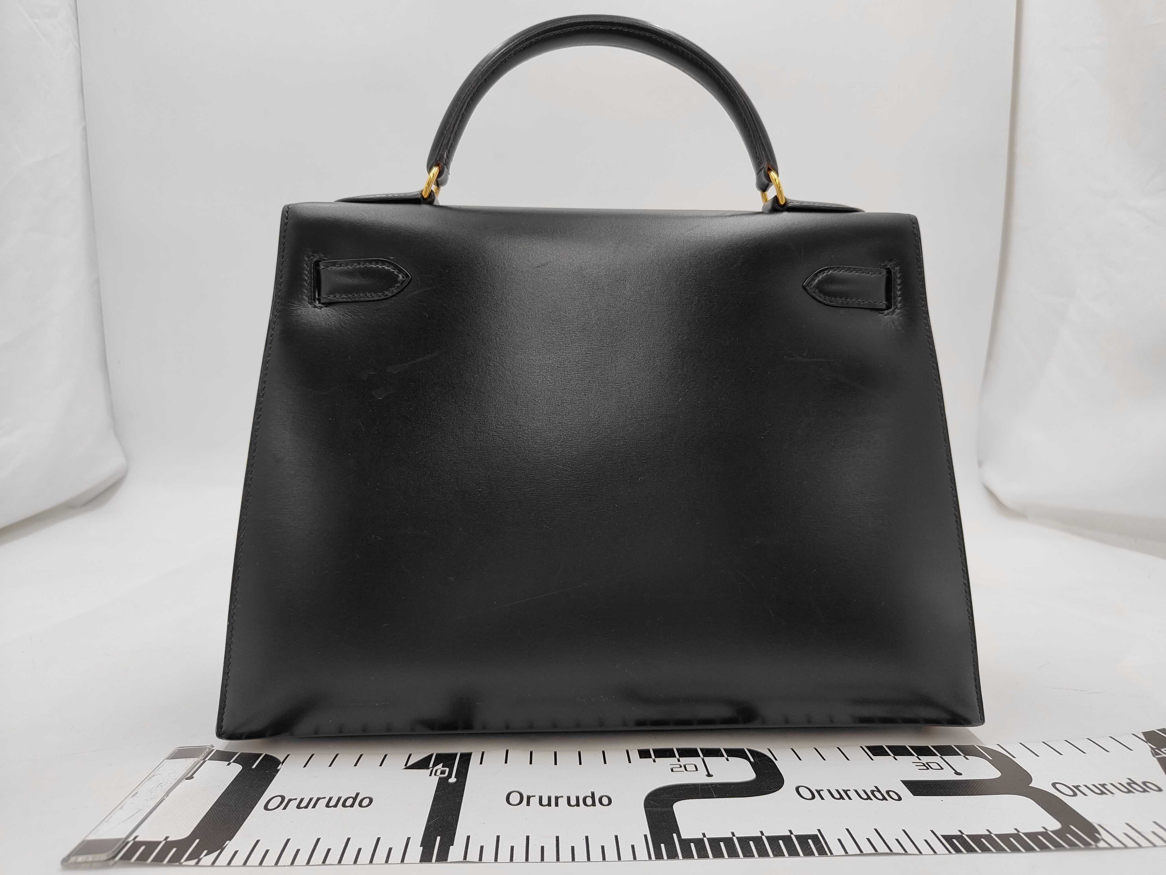 Kelly 32 Black Box Calf Leather Gold Hardware External Stitching Y Stamp Handbag — view 2