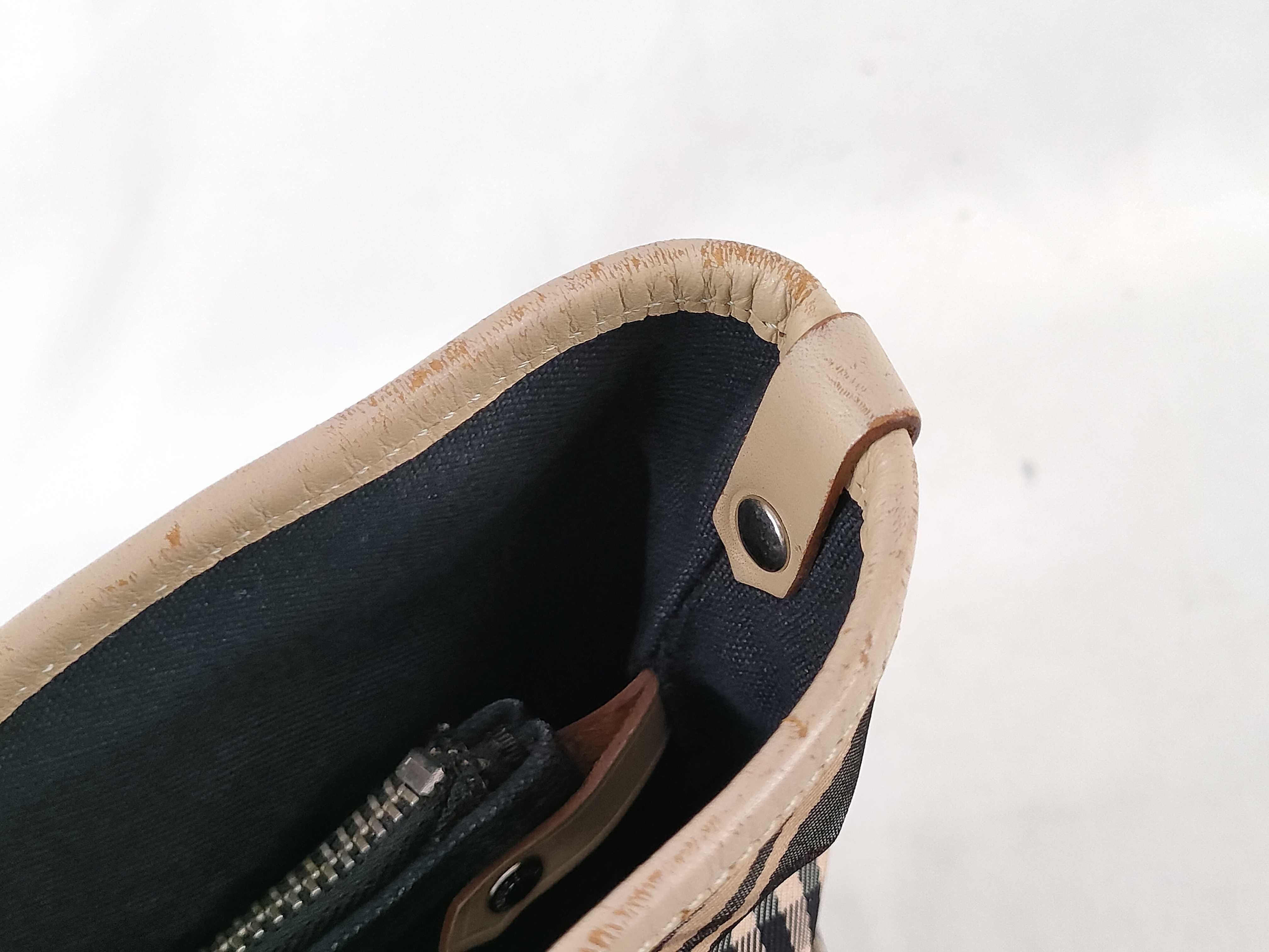 Blue Label Burberry Tote Bag — view 14