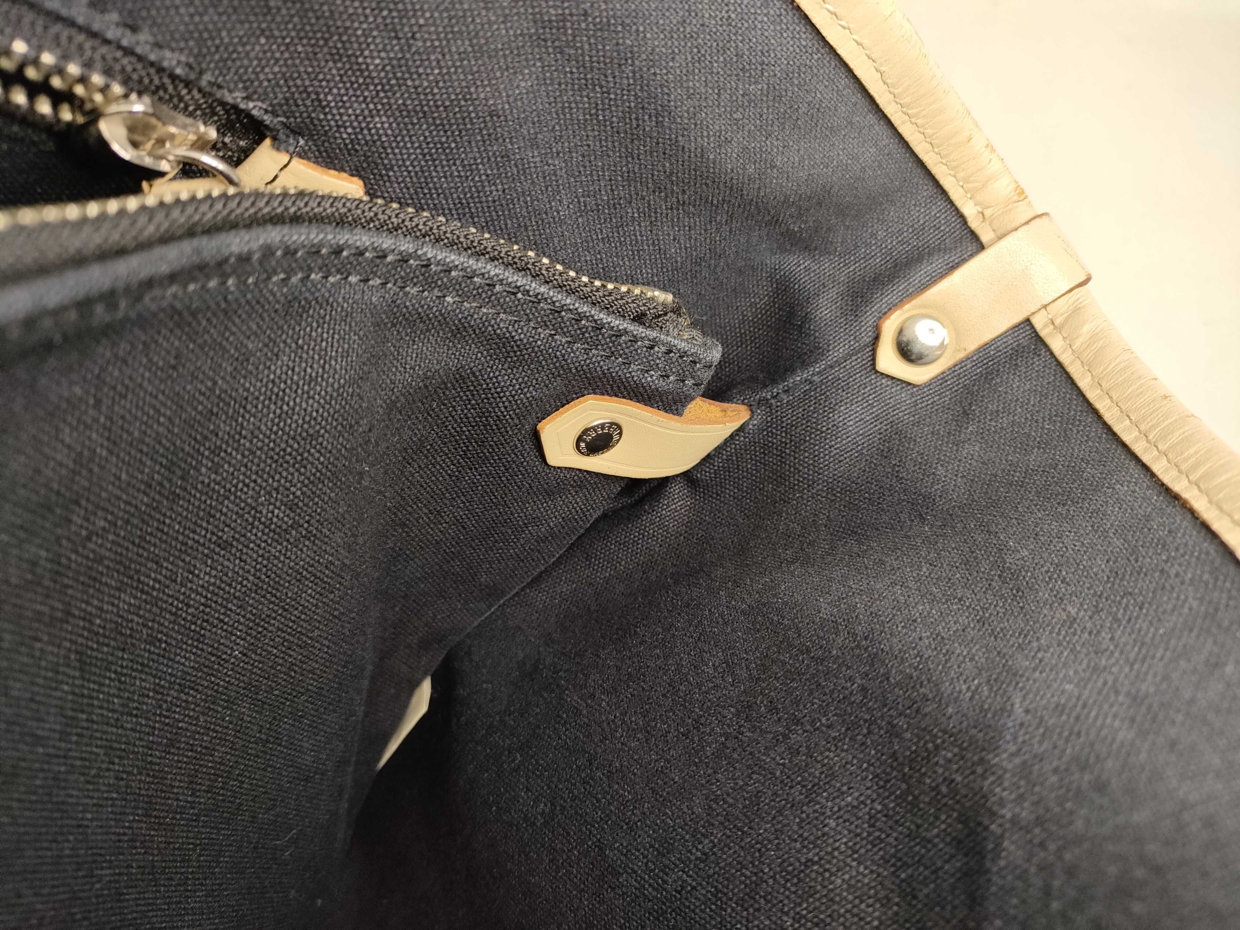 Blue Label Burberry Tote Bag — view 9