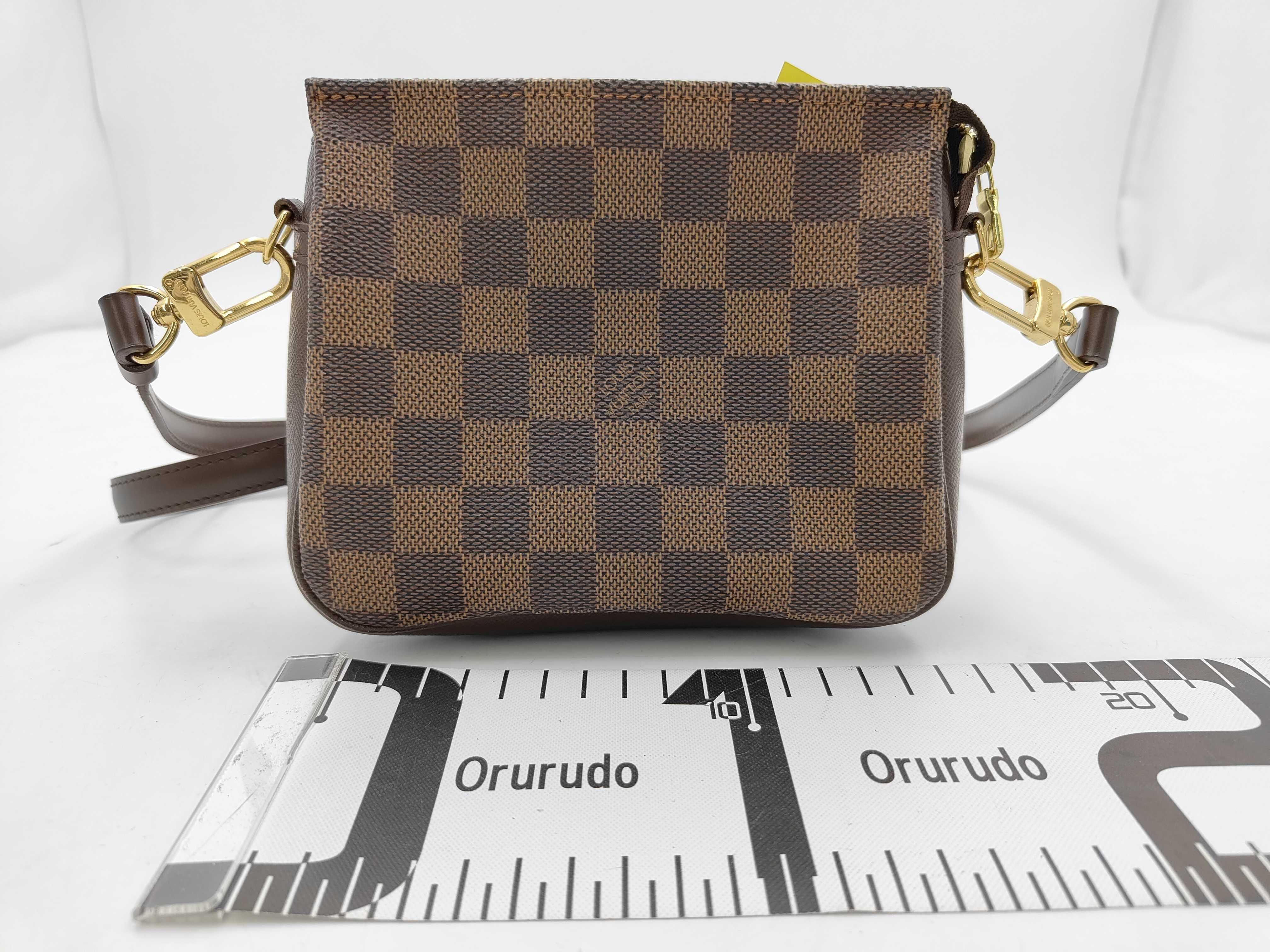 Damier Trousse Makeup Shoulder Bag — view 2