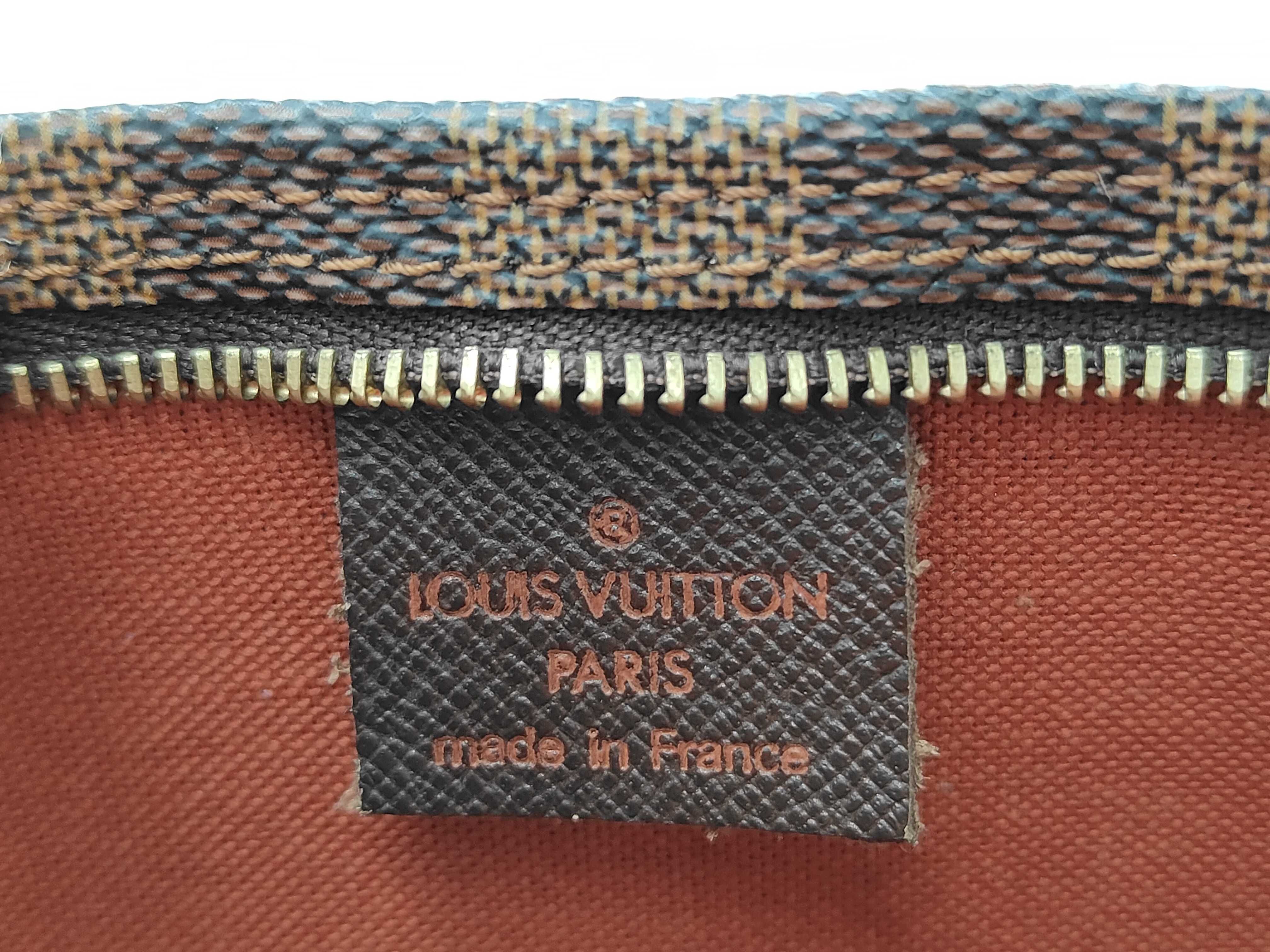 Damier Trousse Makeup Shoulder Bag — view 11