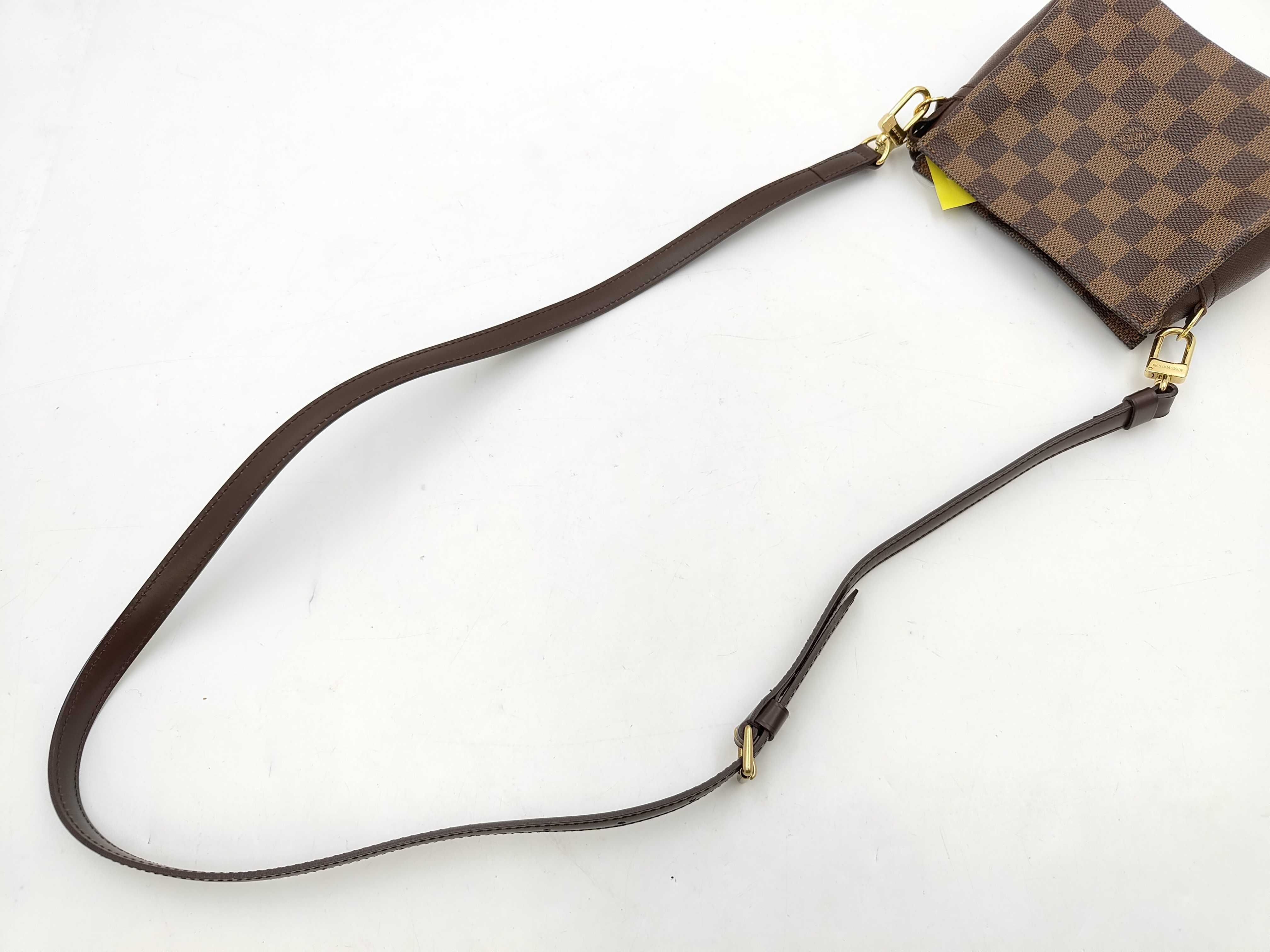 Damier Trousse Makeup Shoulder Bag — view 5