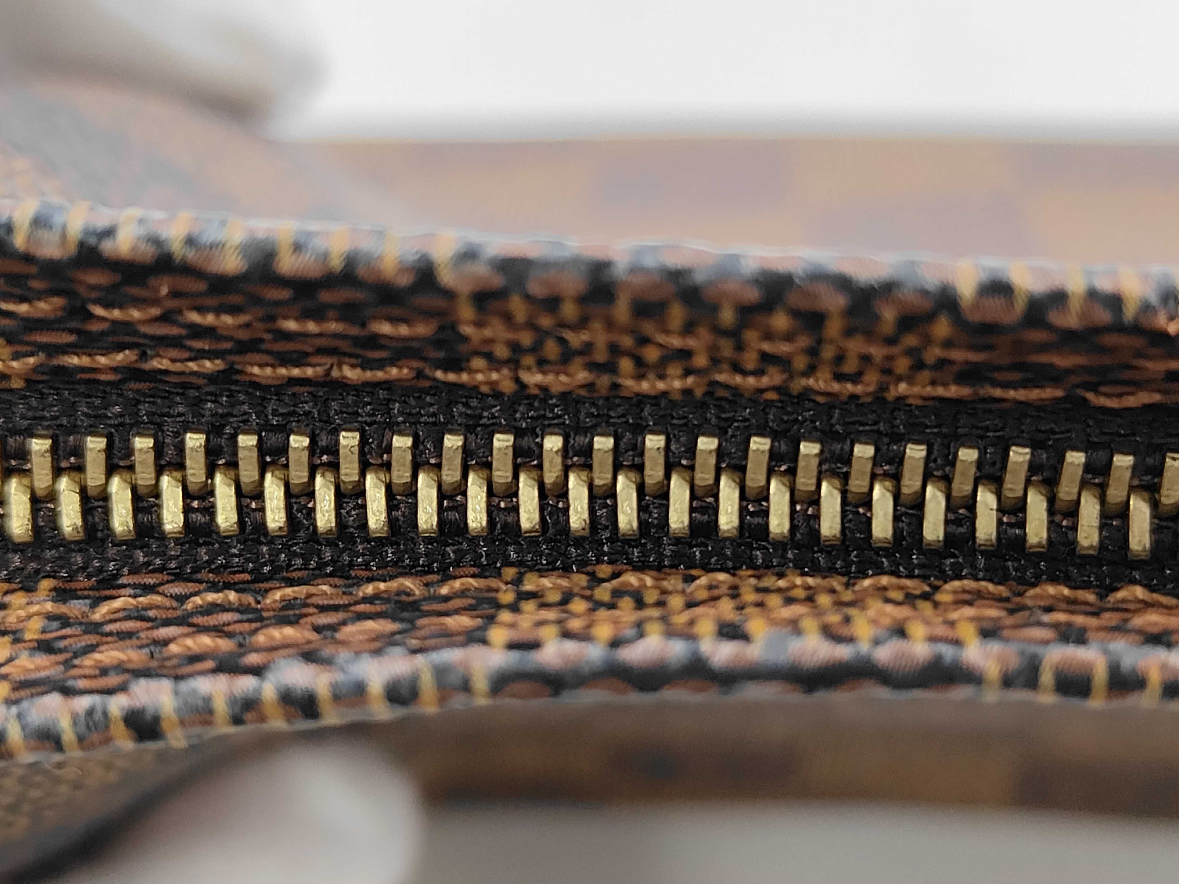 Damier Trousse Makeup Shoulder Bag — view 8