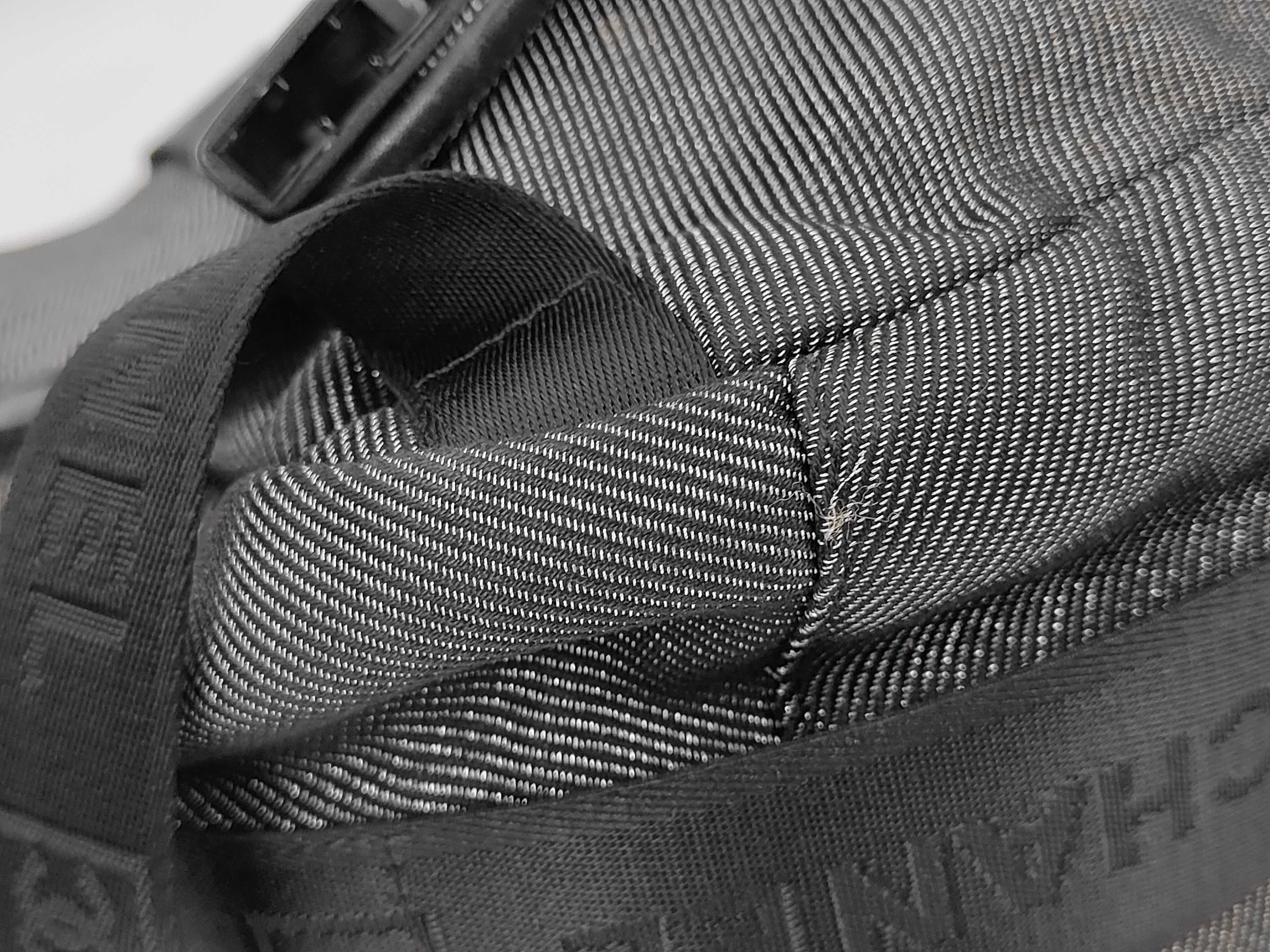Sport Line Shoulder Bag — view 4