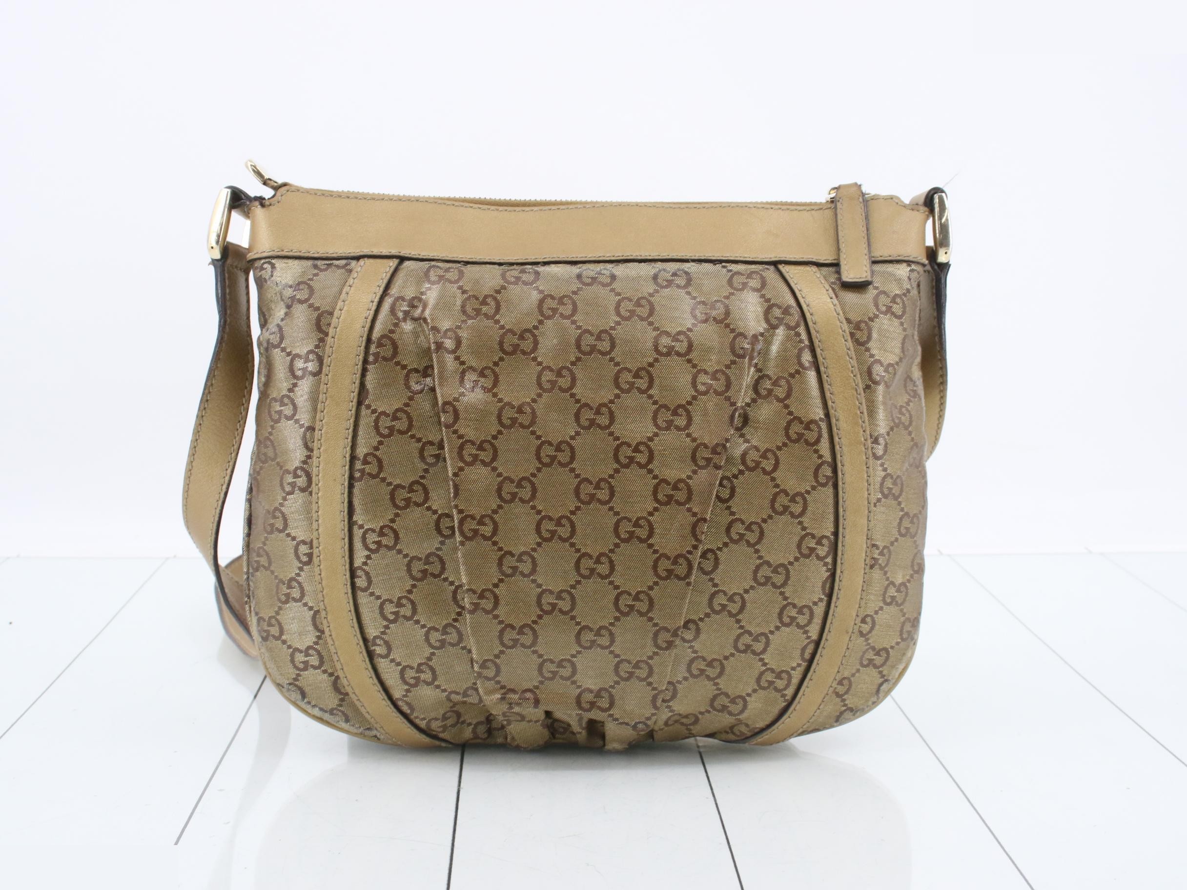 Abbey D-ring GG canvas shoulder bag with gold hardware — view 2