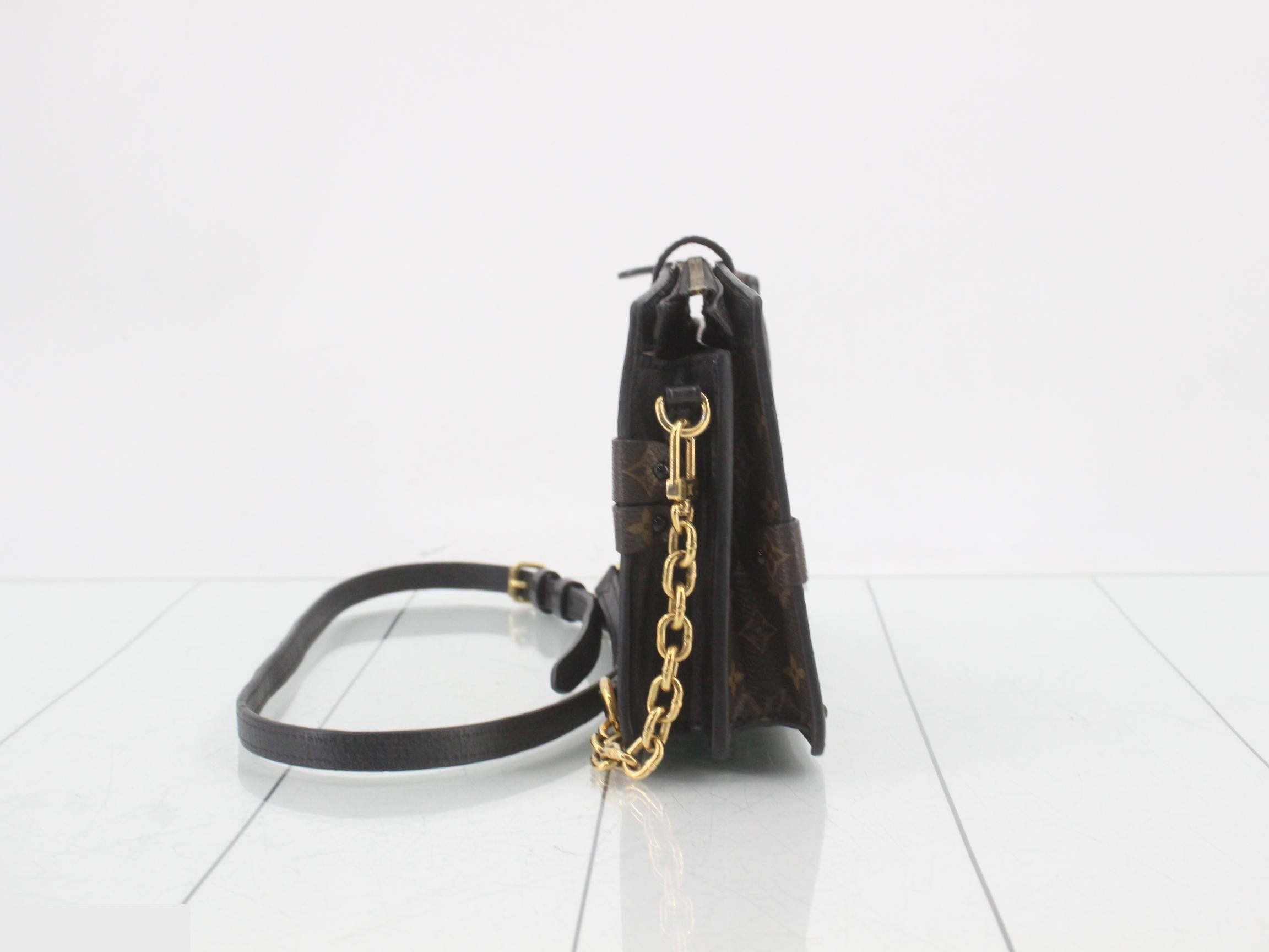 Trunk clutch — view 3