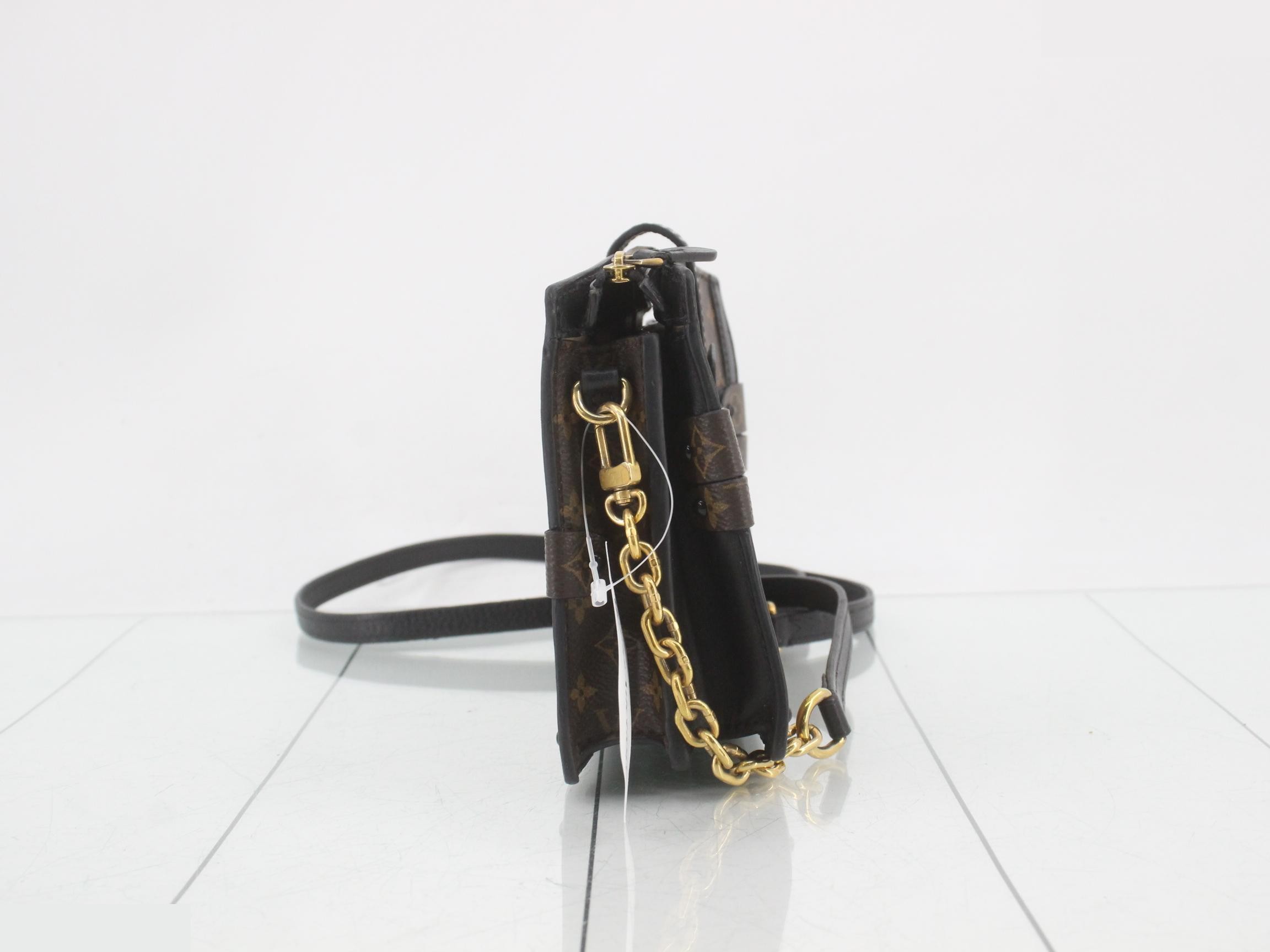 Trunk clutch — view 4