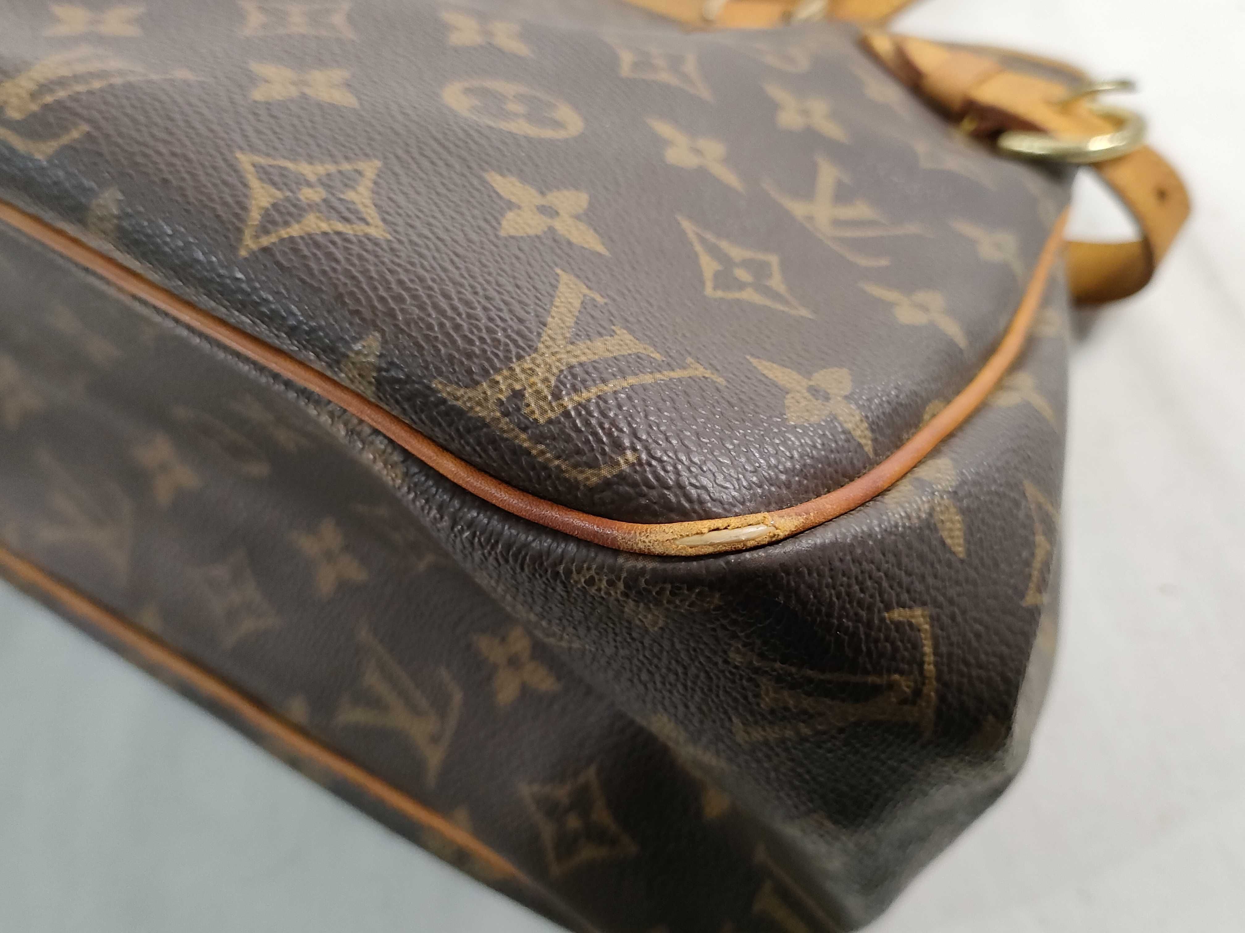 Monogram Louis Vuitton Monogram Batignolles Shoulder Bag — view 6