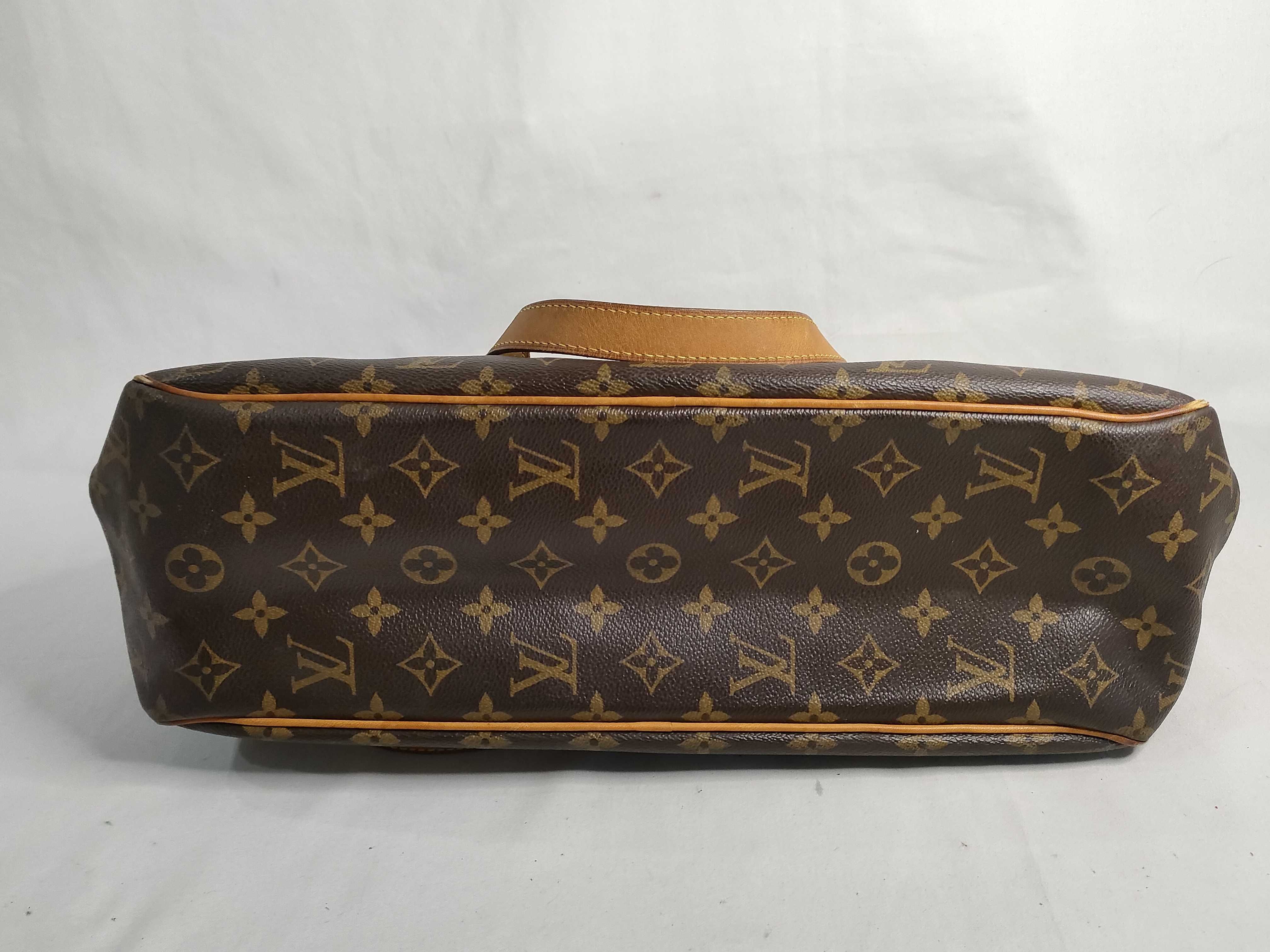 Monogram Louis Vuitton Monogram Batignolles Shoulder Bag — view 7