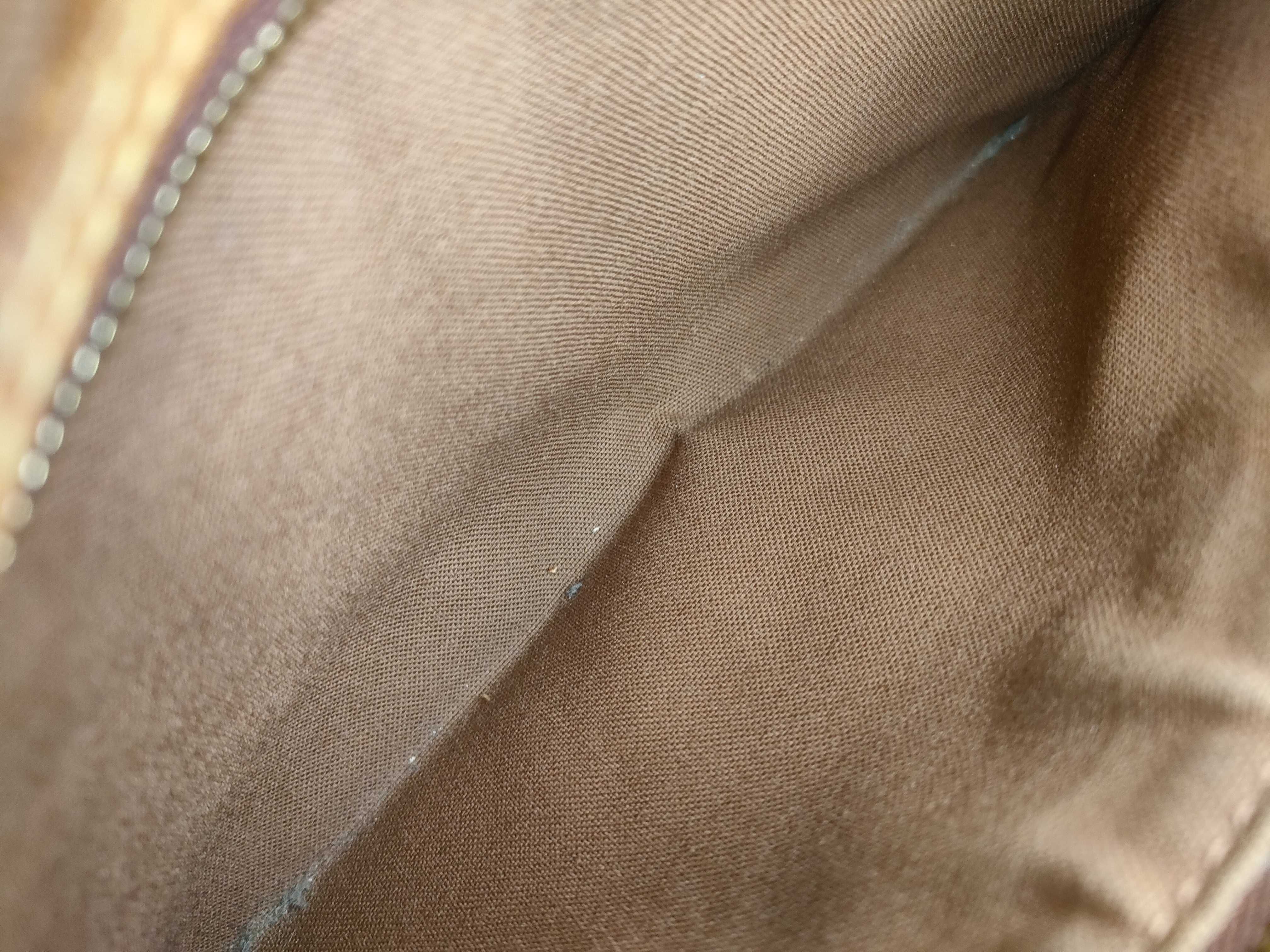 Monogram Louis Vuitton Monogram Batignolles Shoulder Bag — view 10