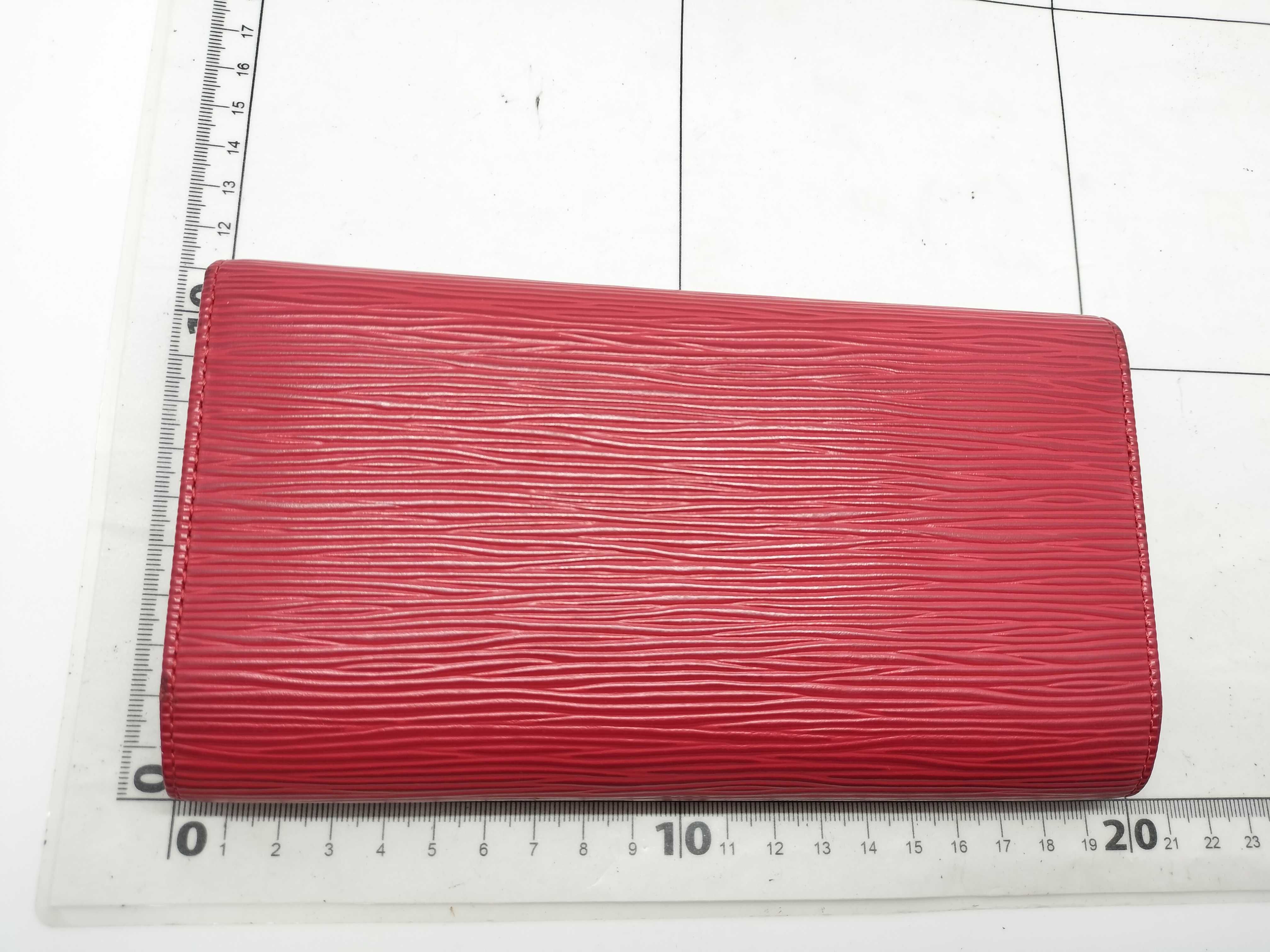 Epi Portefeuille Tresor International M63389 Wallet — view 2