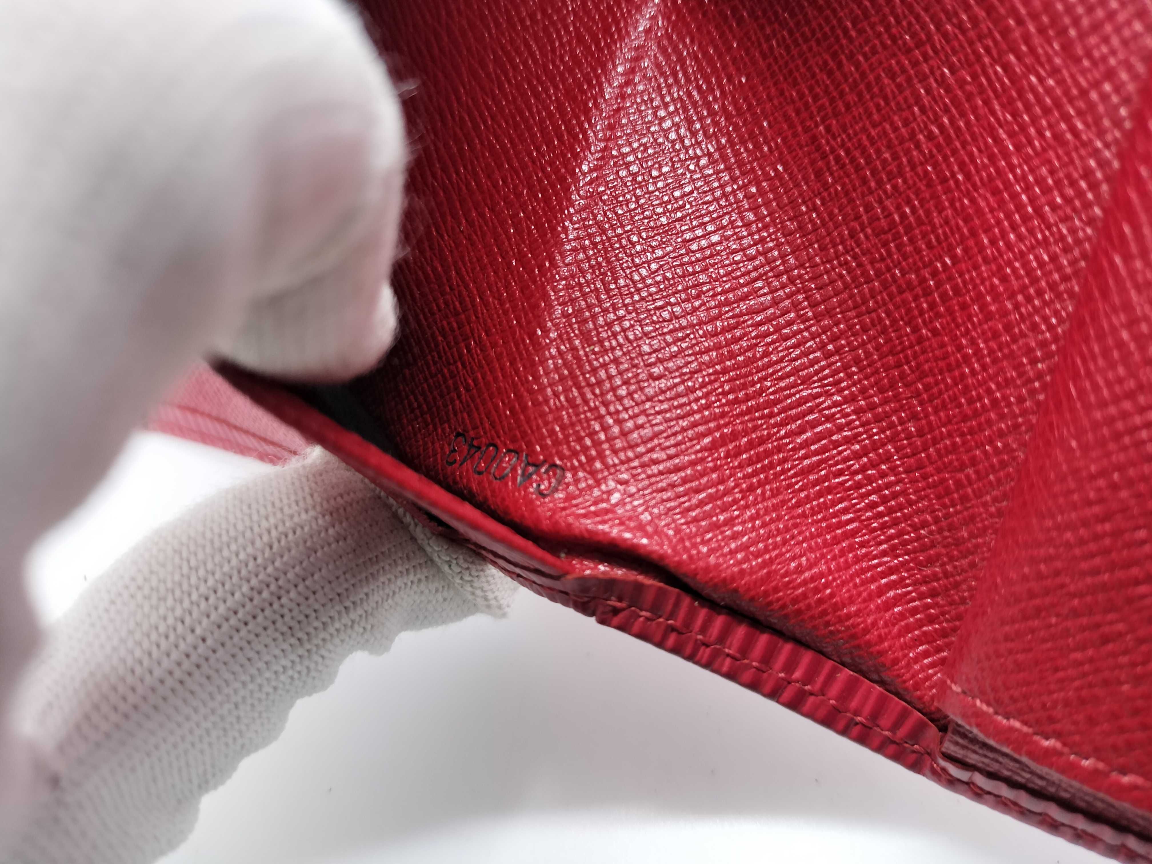 Epi Portefeuille Tresor International M63389 Wallet — view 11