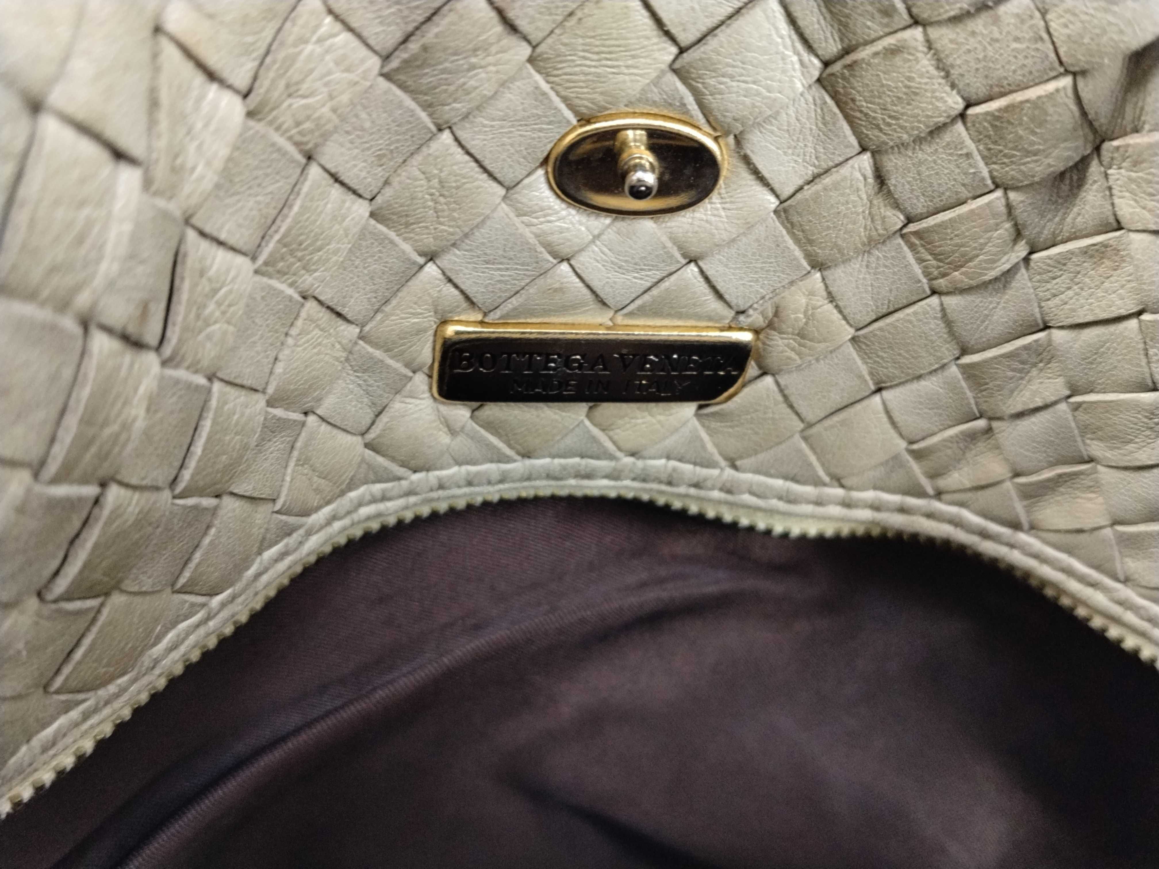 Intrecciato Bottega Veneta Tote Bag Intrecciato Ivory Tote Bag — view 13