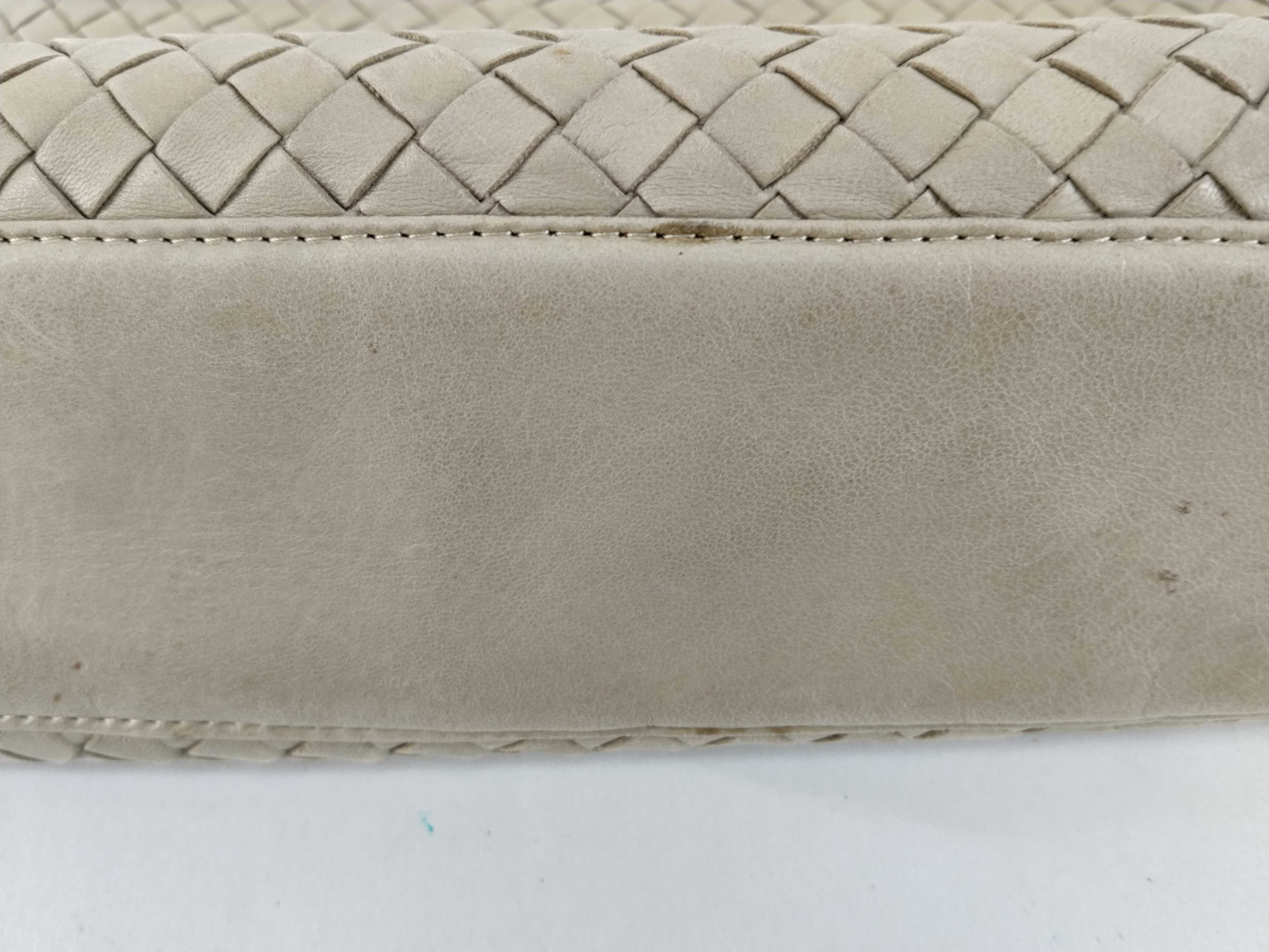 Intrecciato Bottega Veneta Tote Bag Intrecciato Ivory Tote Bag — view 8