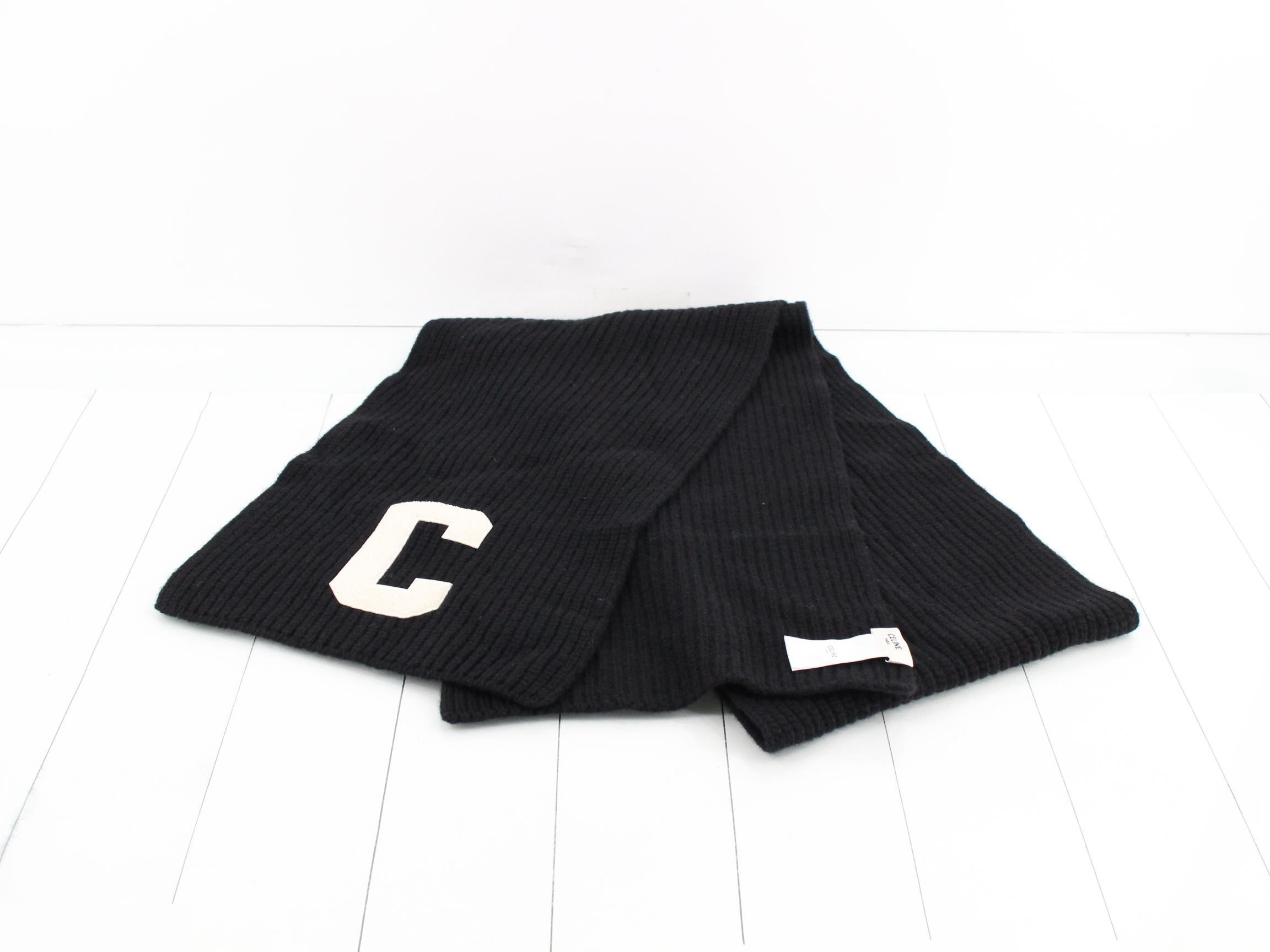 Other lines: Small items, accessories, and scarves — view 2