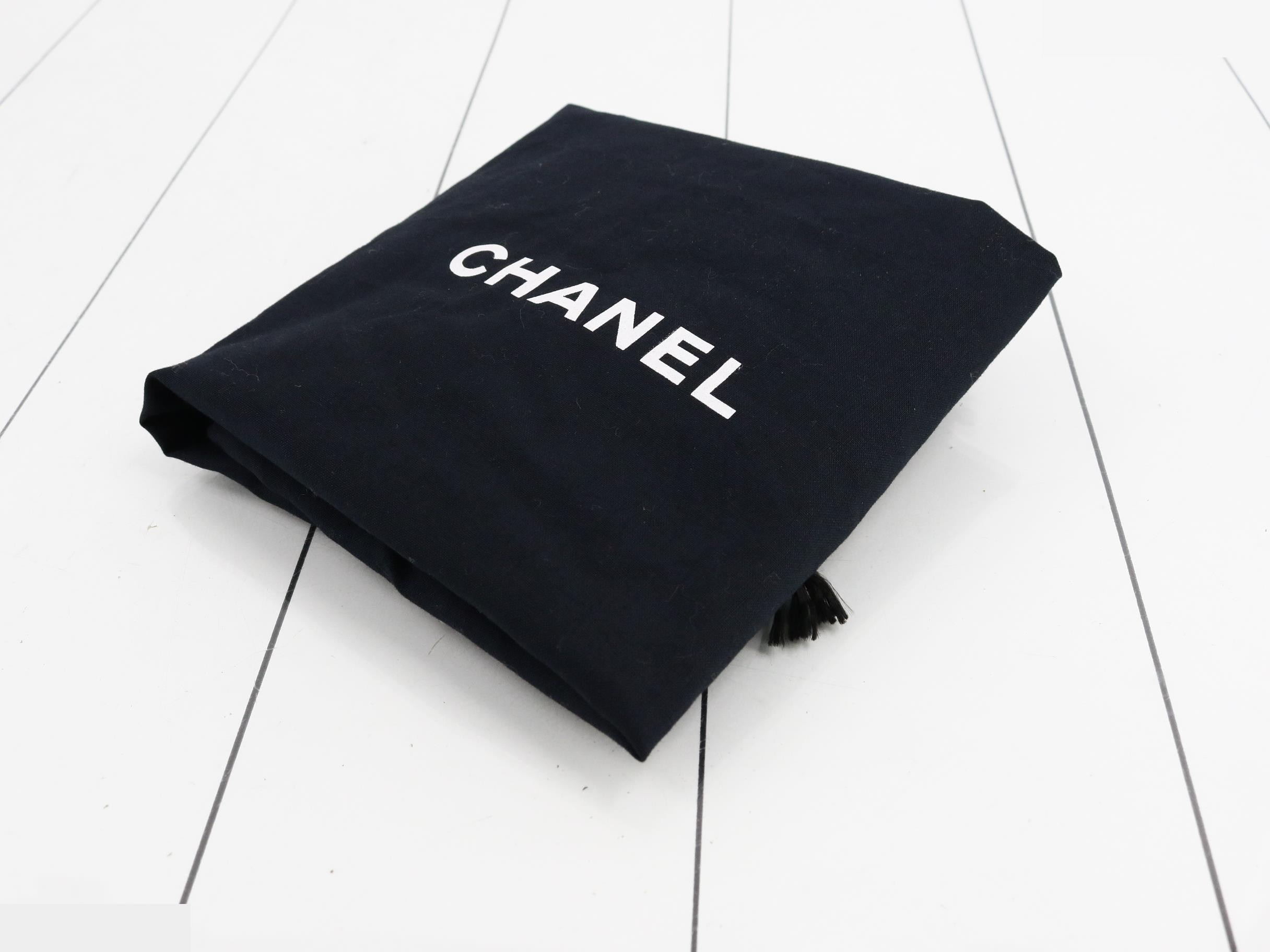 New Travel Line (Bag) - Handbag - Black — view 7