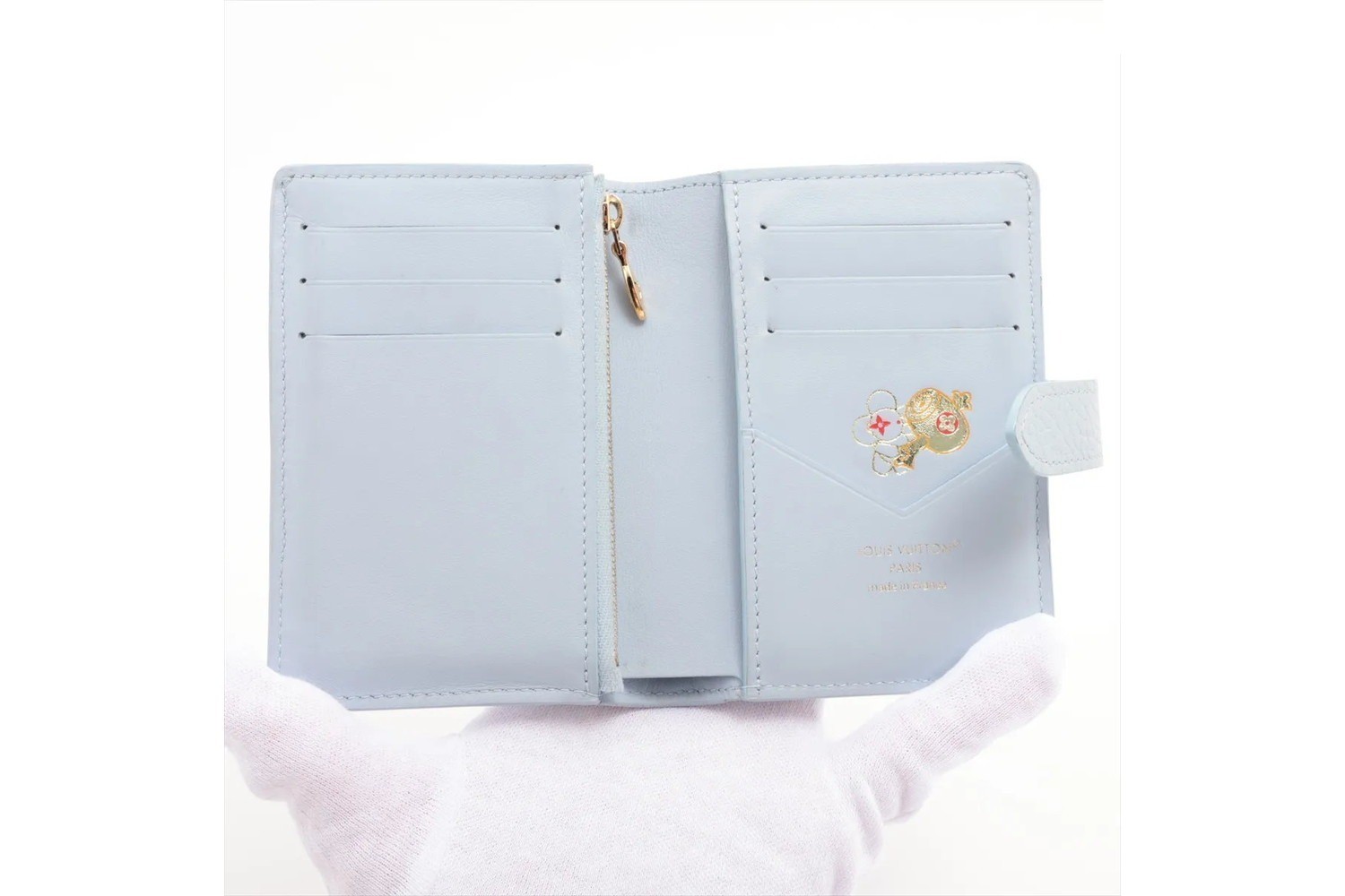 Taurillon Leather LV Vertical Wallet Compact — view 3