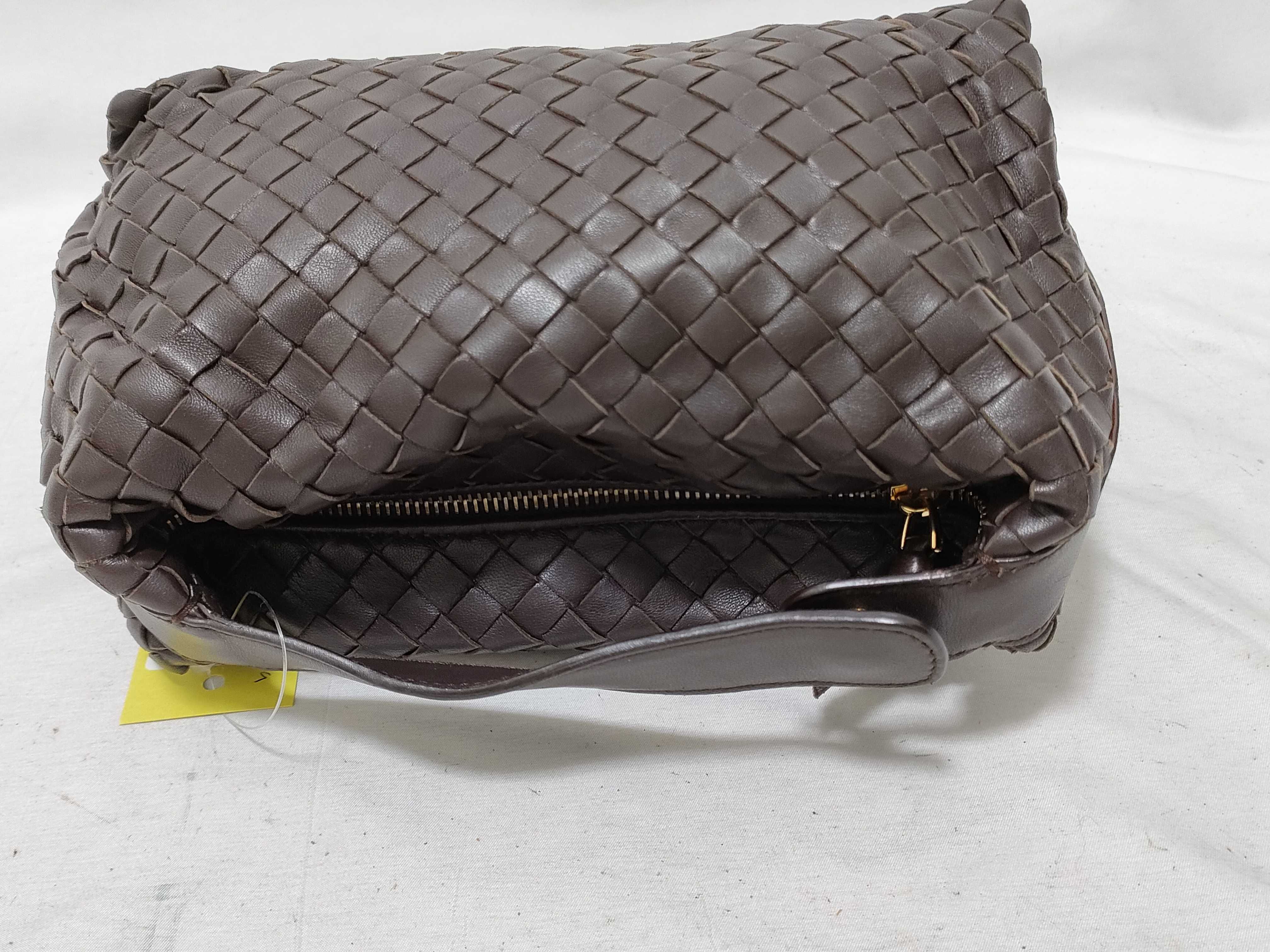 Intrecciato Hand Pouch Brown Pouch — view 3