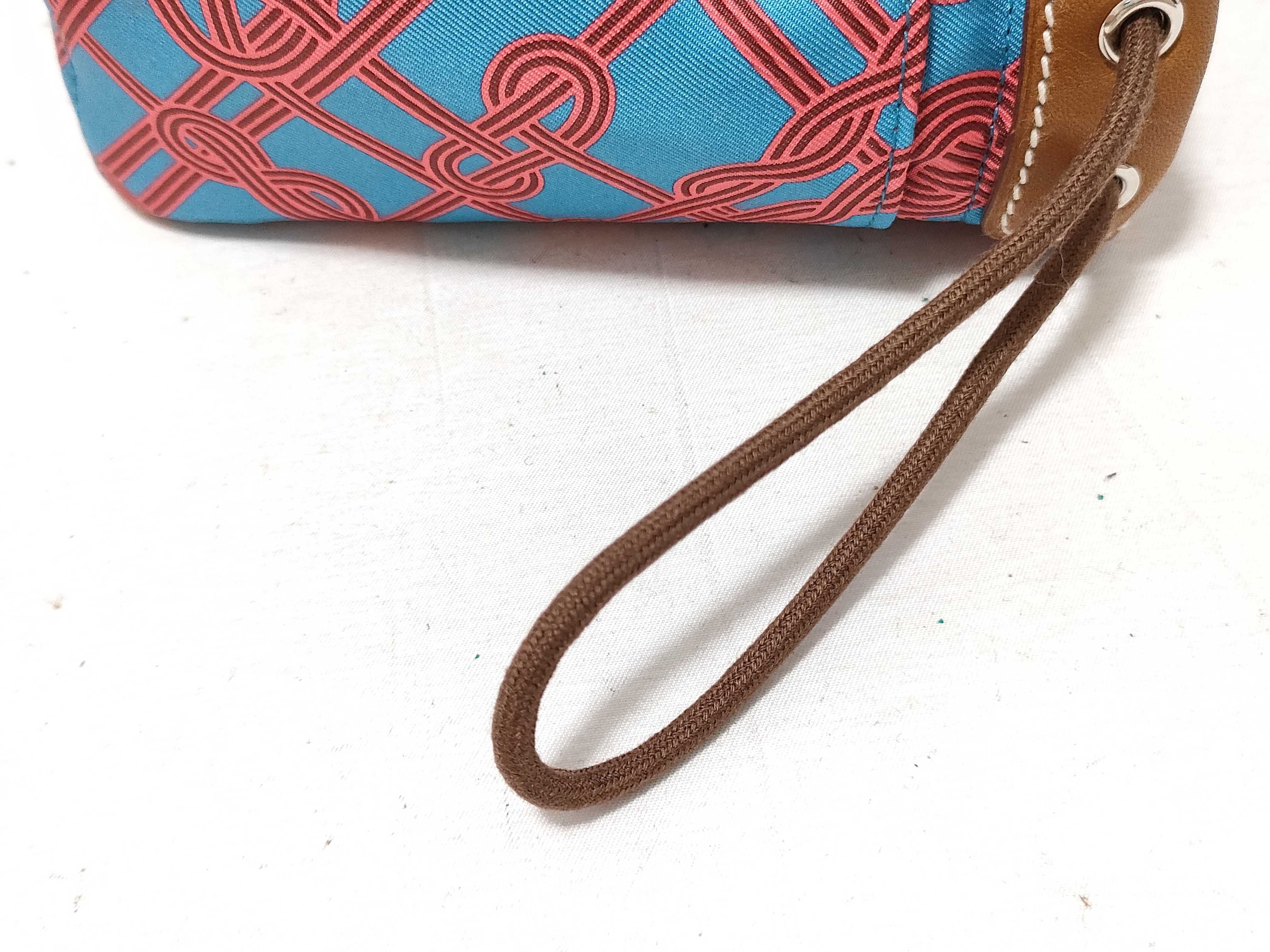 Fourbi 20 Z-stamped pouch — view 11