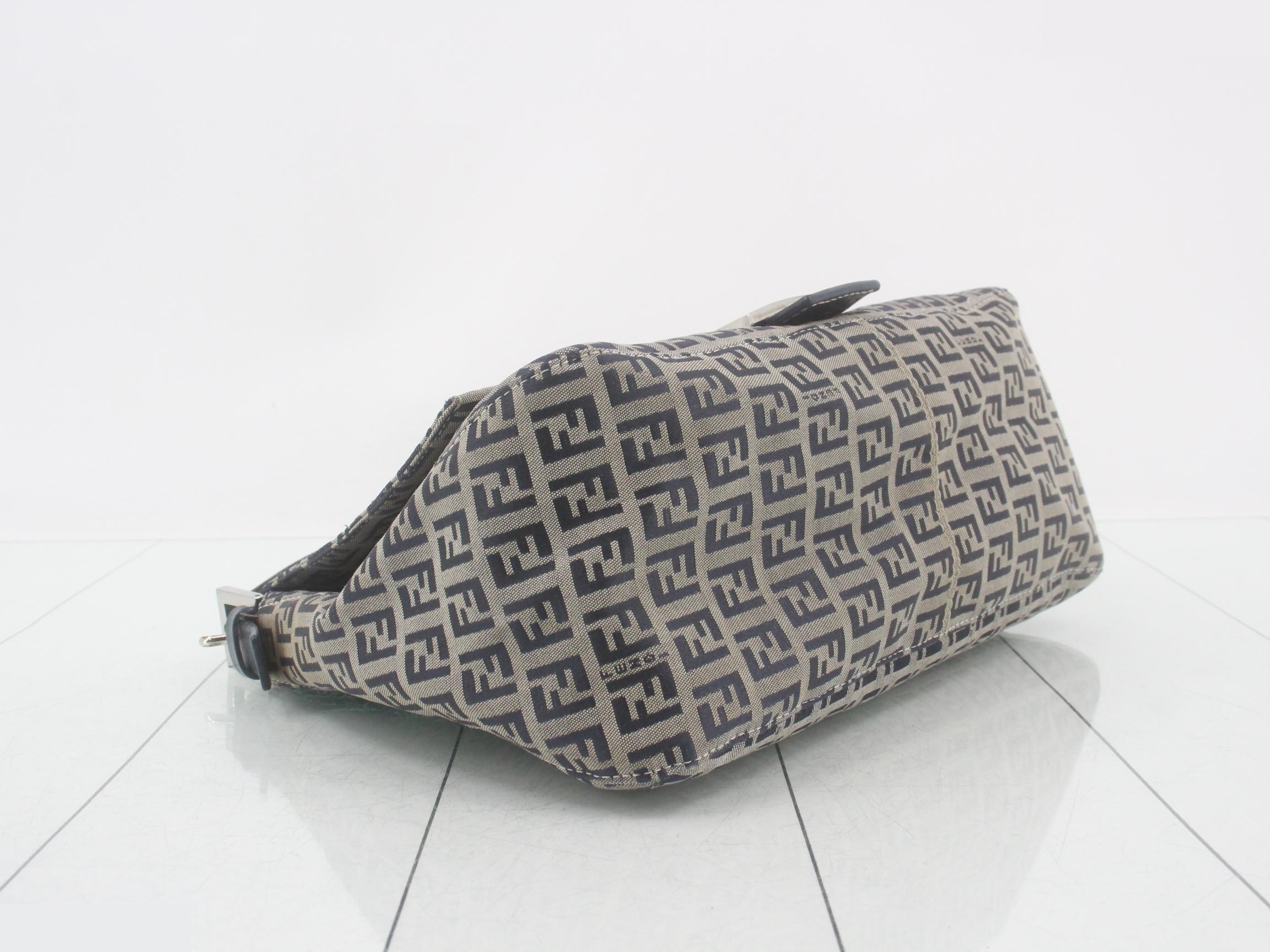 Zucchino (Bag) - Shoulder Bag — view 5