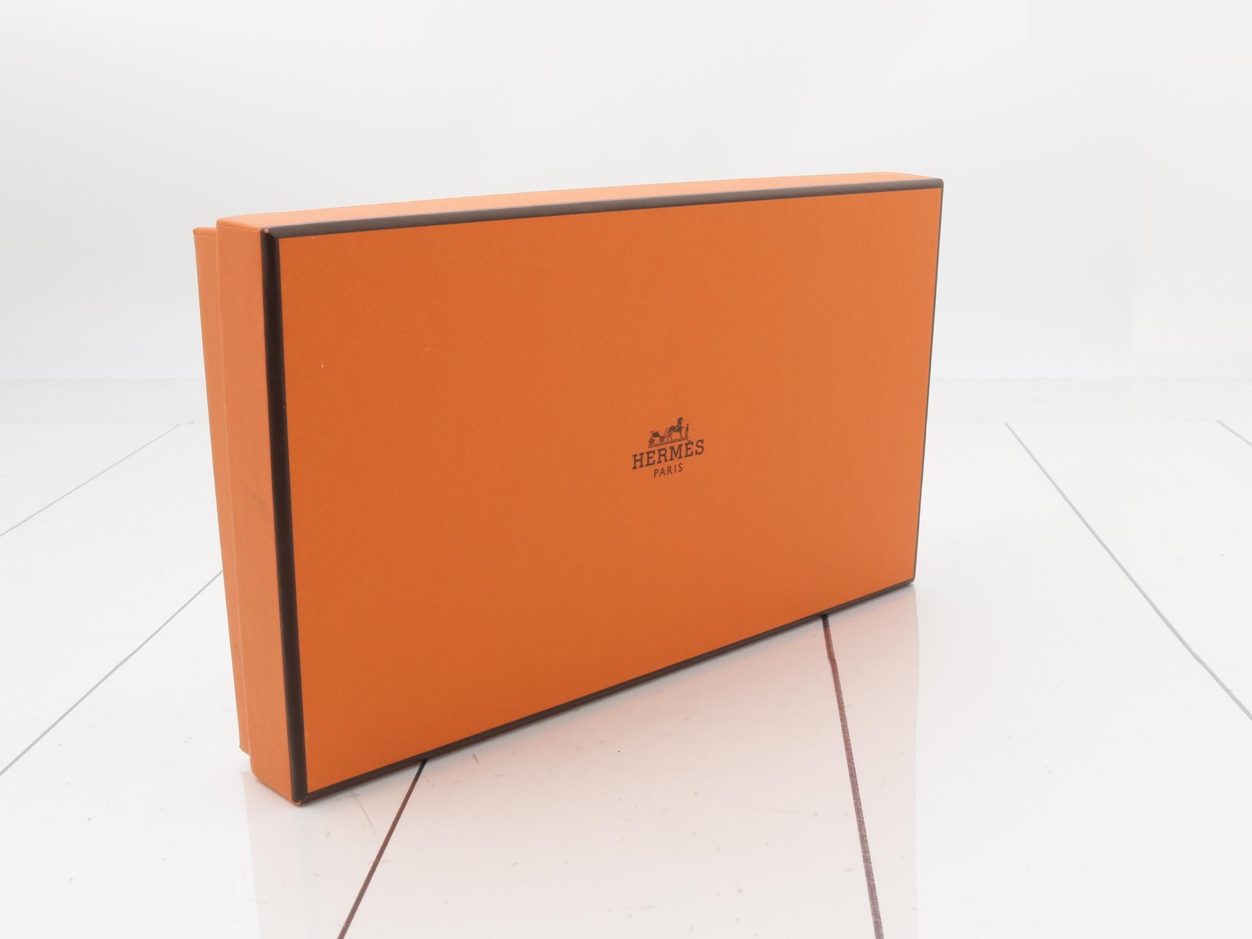 Azap Silk In Long Wallet — view 5