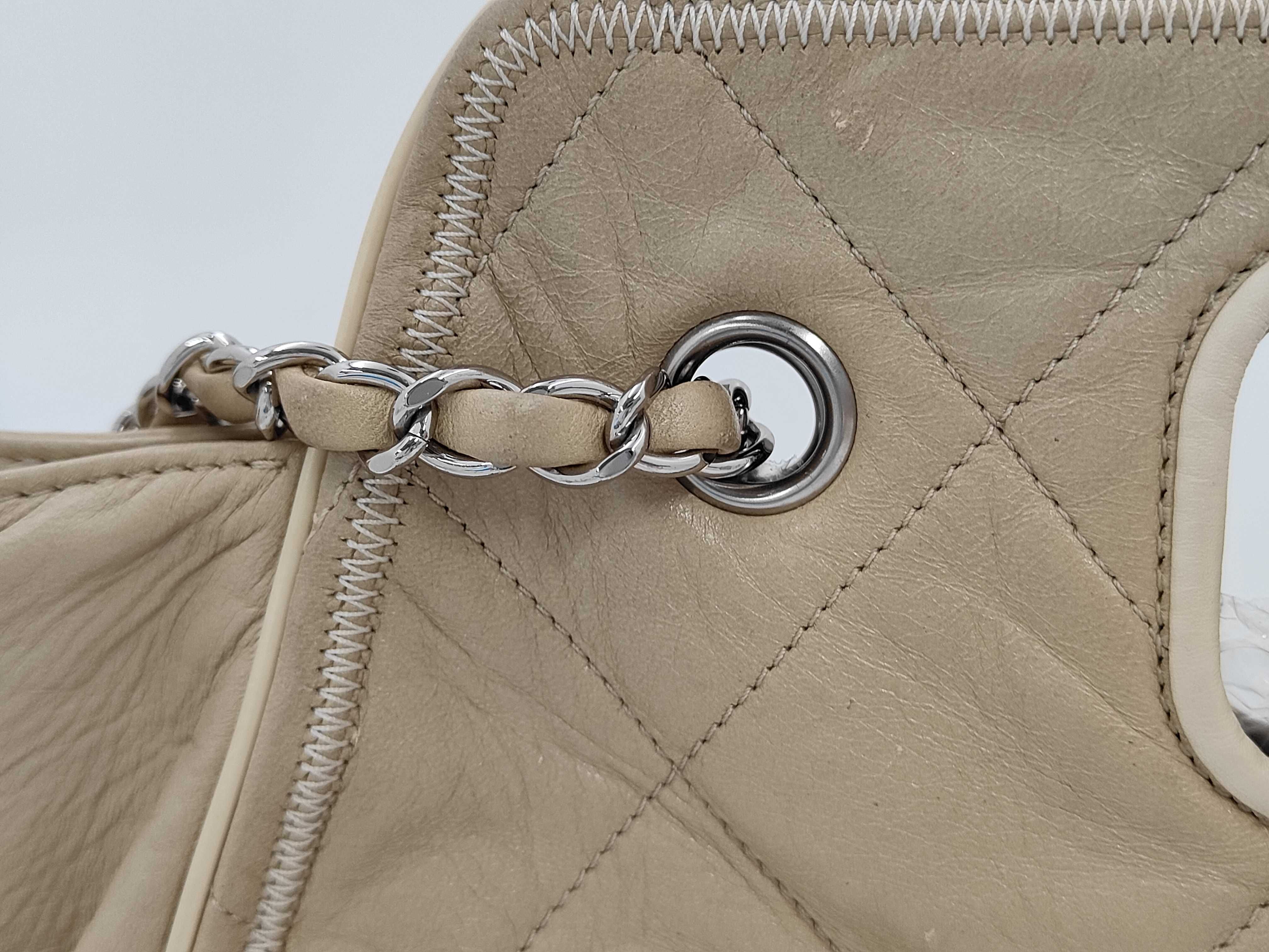 ID-2 55 Vintage Cow Skin Chain Tote Bag Matelasse White Silver Metal Fit Shoulder Bag — view 3