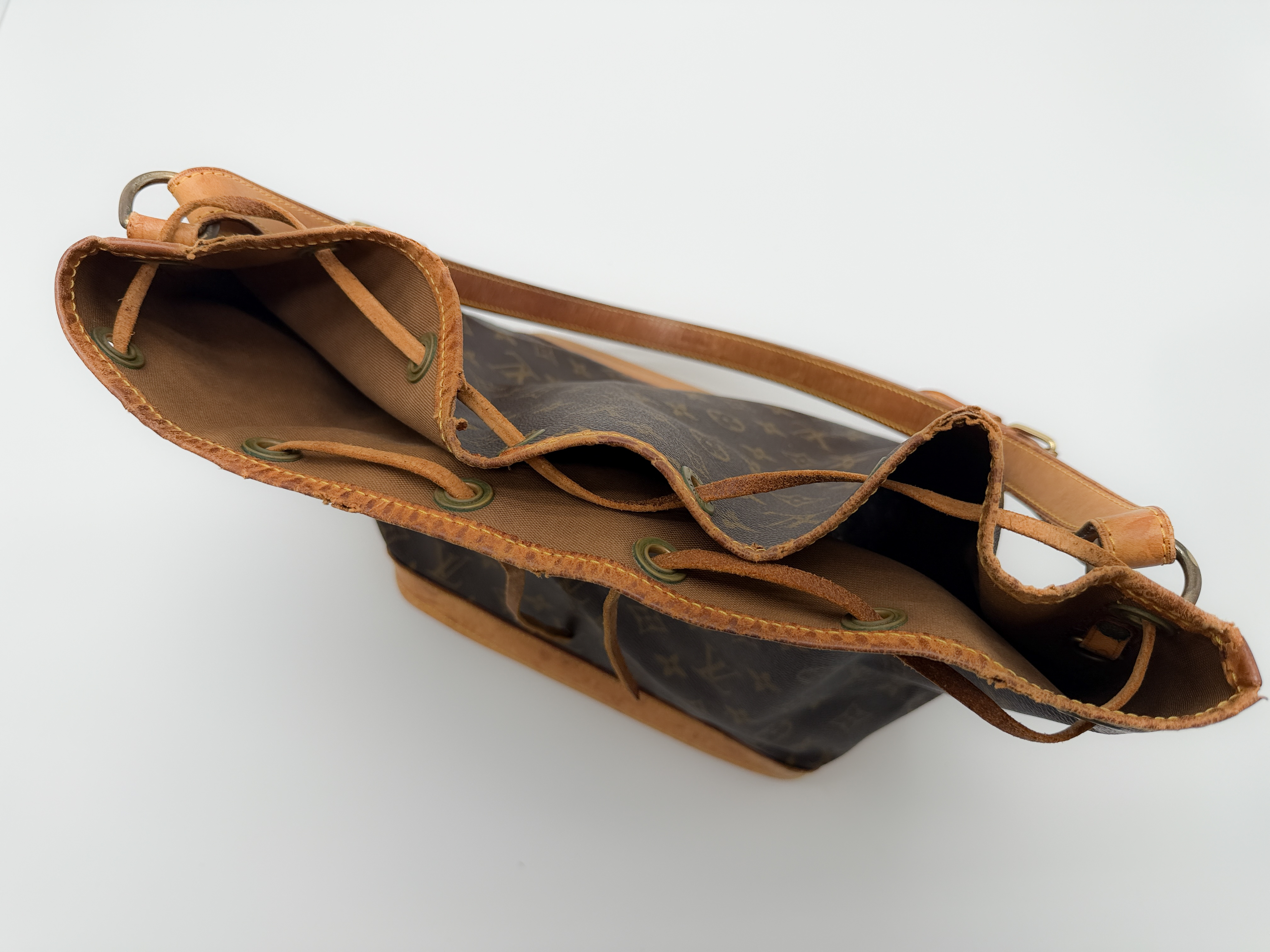 Monogram M42224 Noe Shoulder Bag — view 8