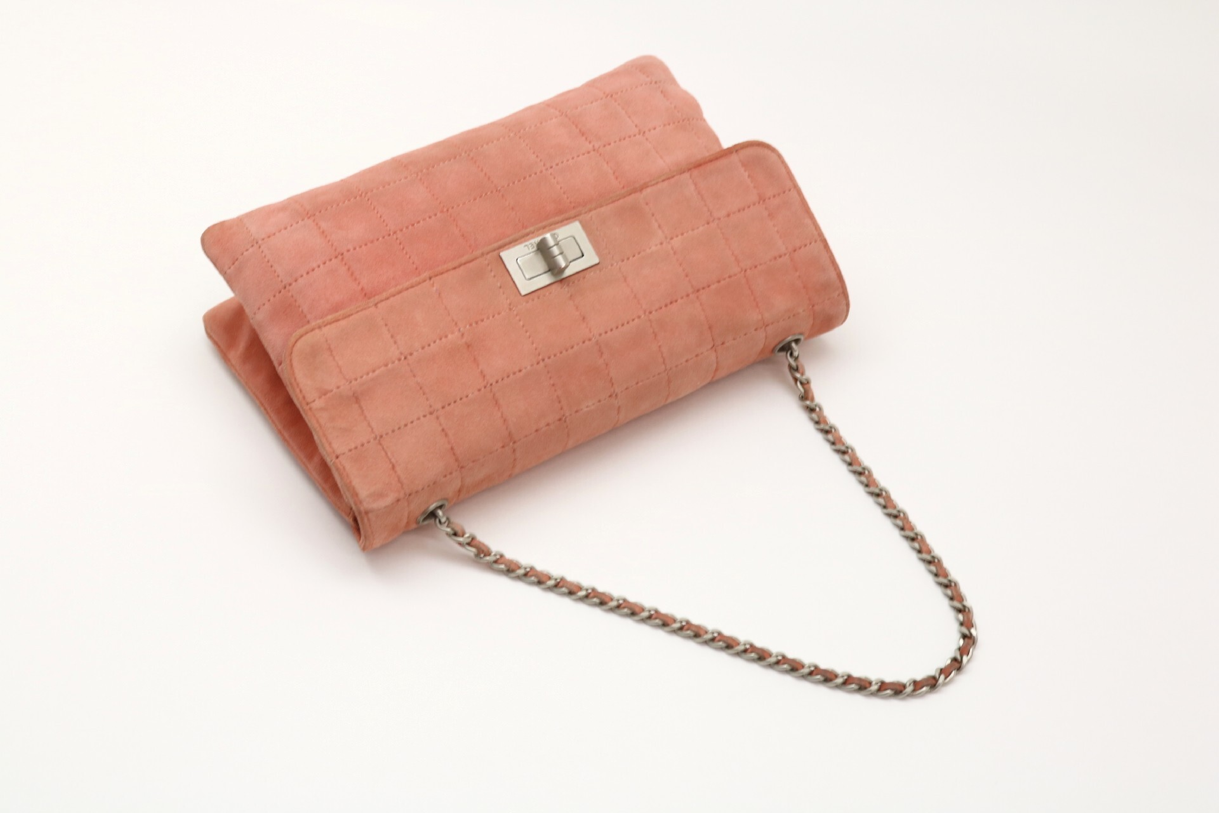 Chocolate Bar 2.55 Suede Chain Shoulder Bag — view 8