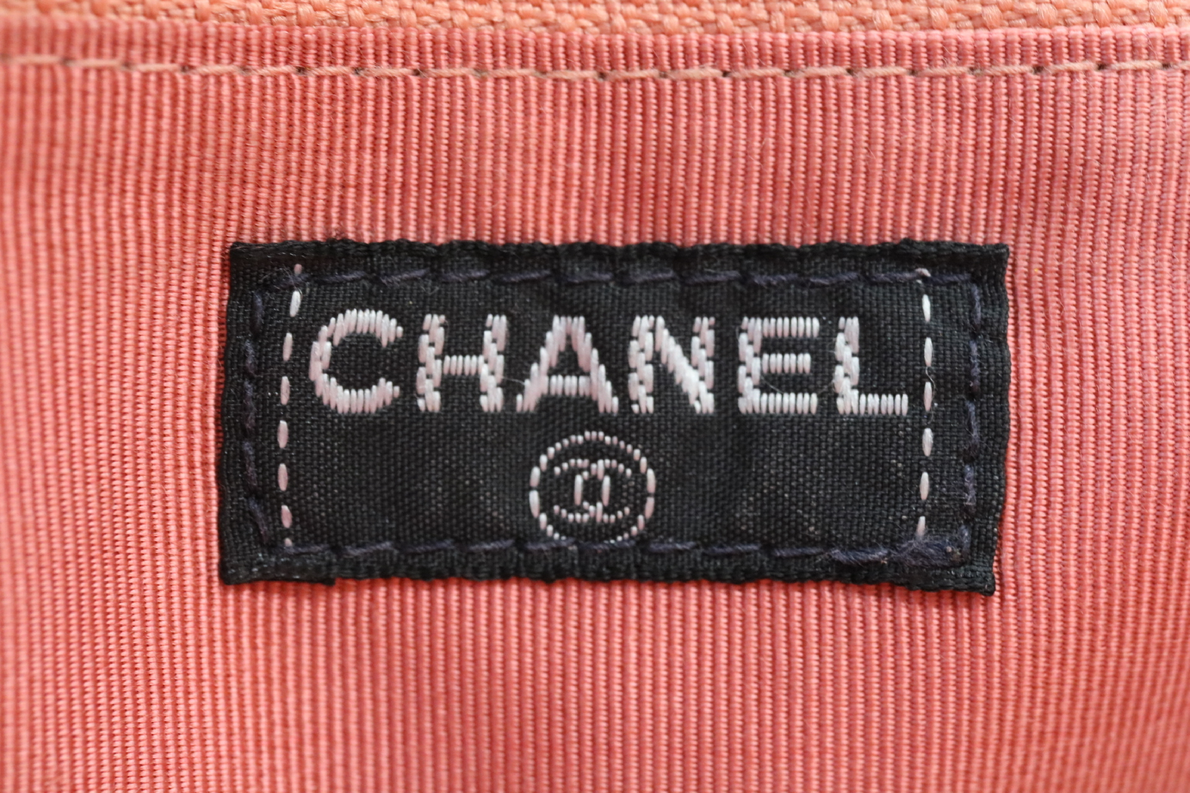 Chocolate Bar 2.55 Suede Chain Shoulder Bag — view 10