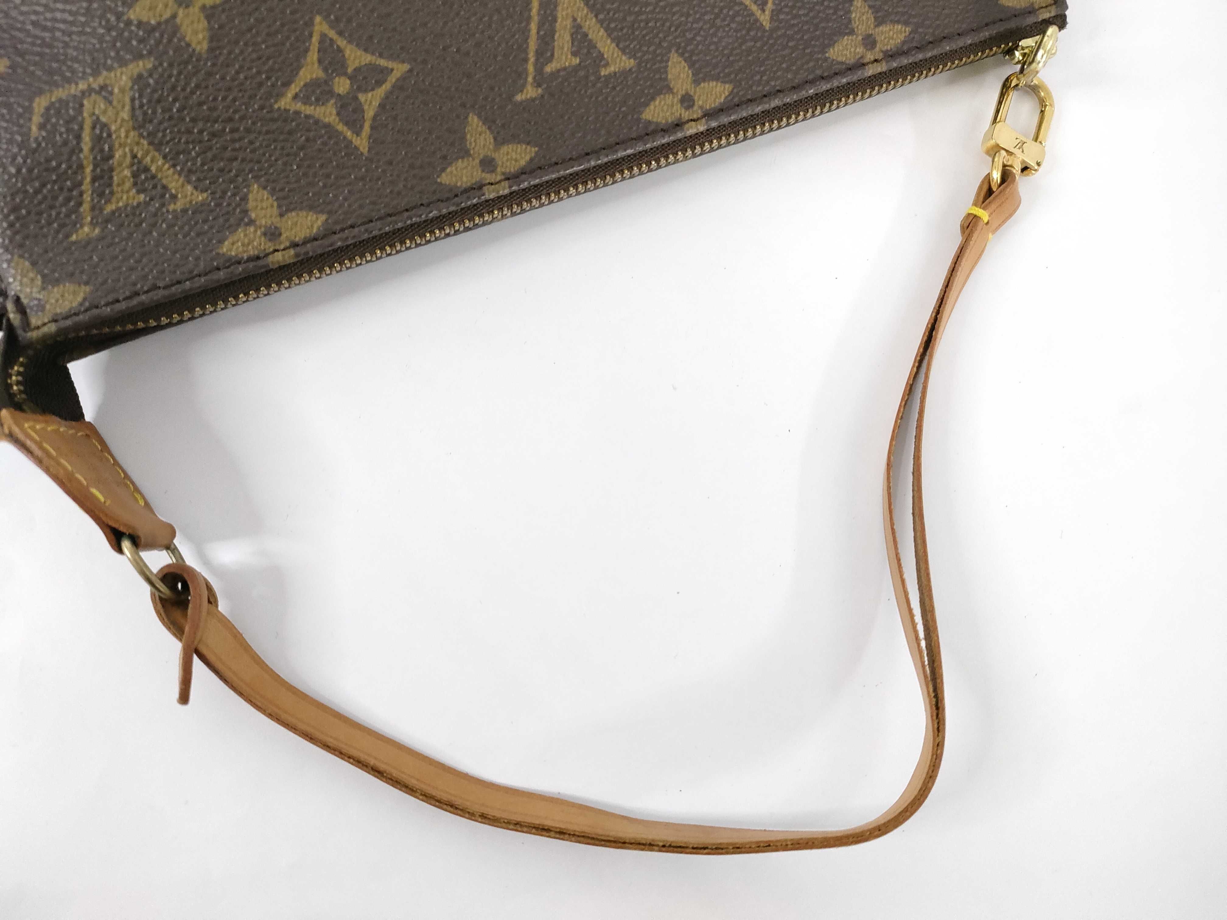 Monogram Pochette Accessoires M40712 Monogram Pouch Handbag Pouch — view 3