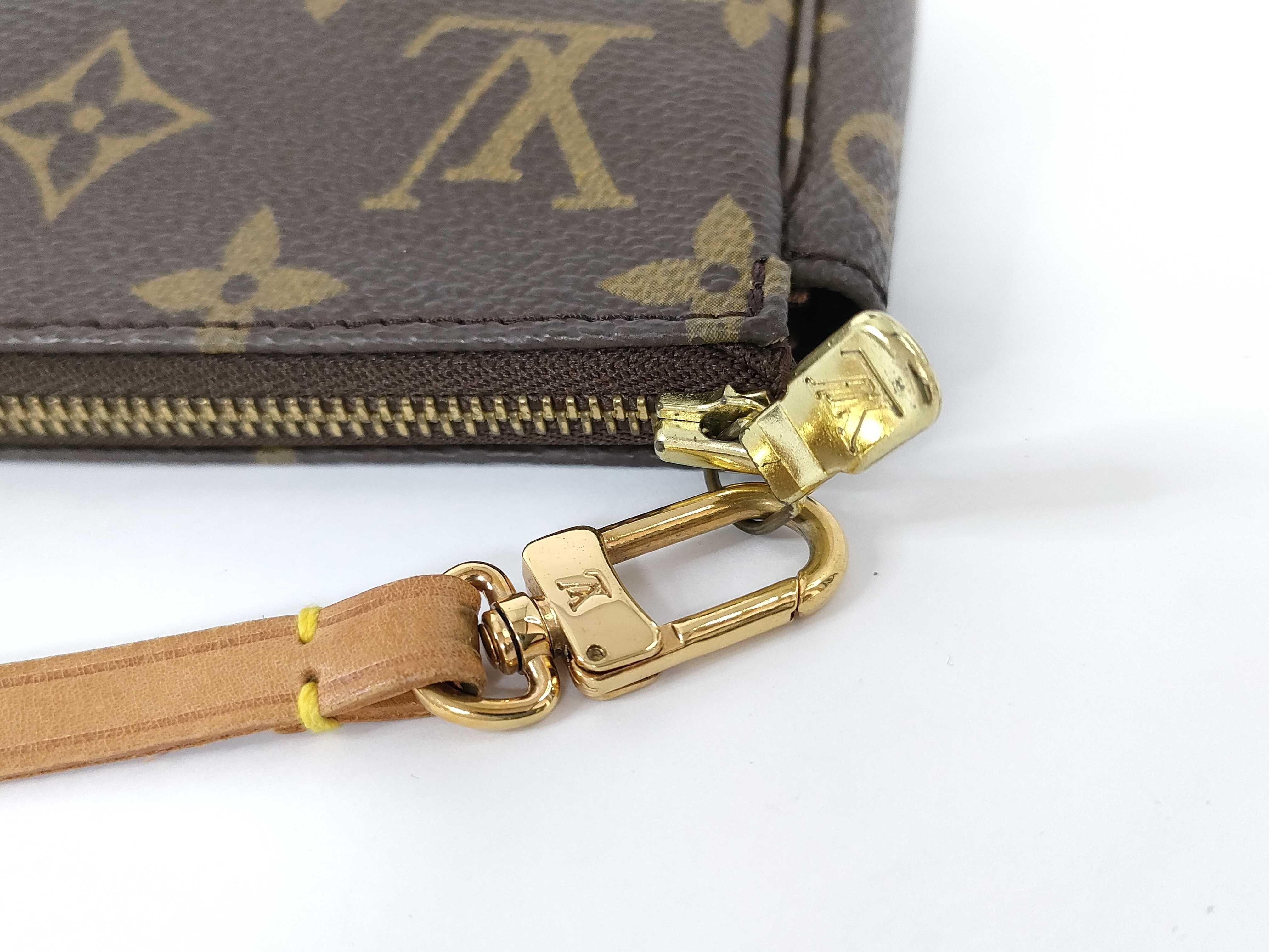 Monogram Pochette Accessoires M40712 Monogram Pouch Handbag Pouch — view 5