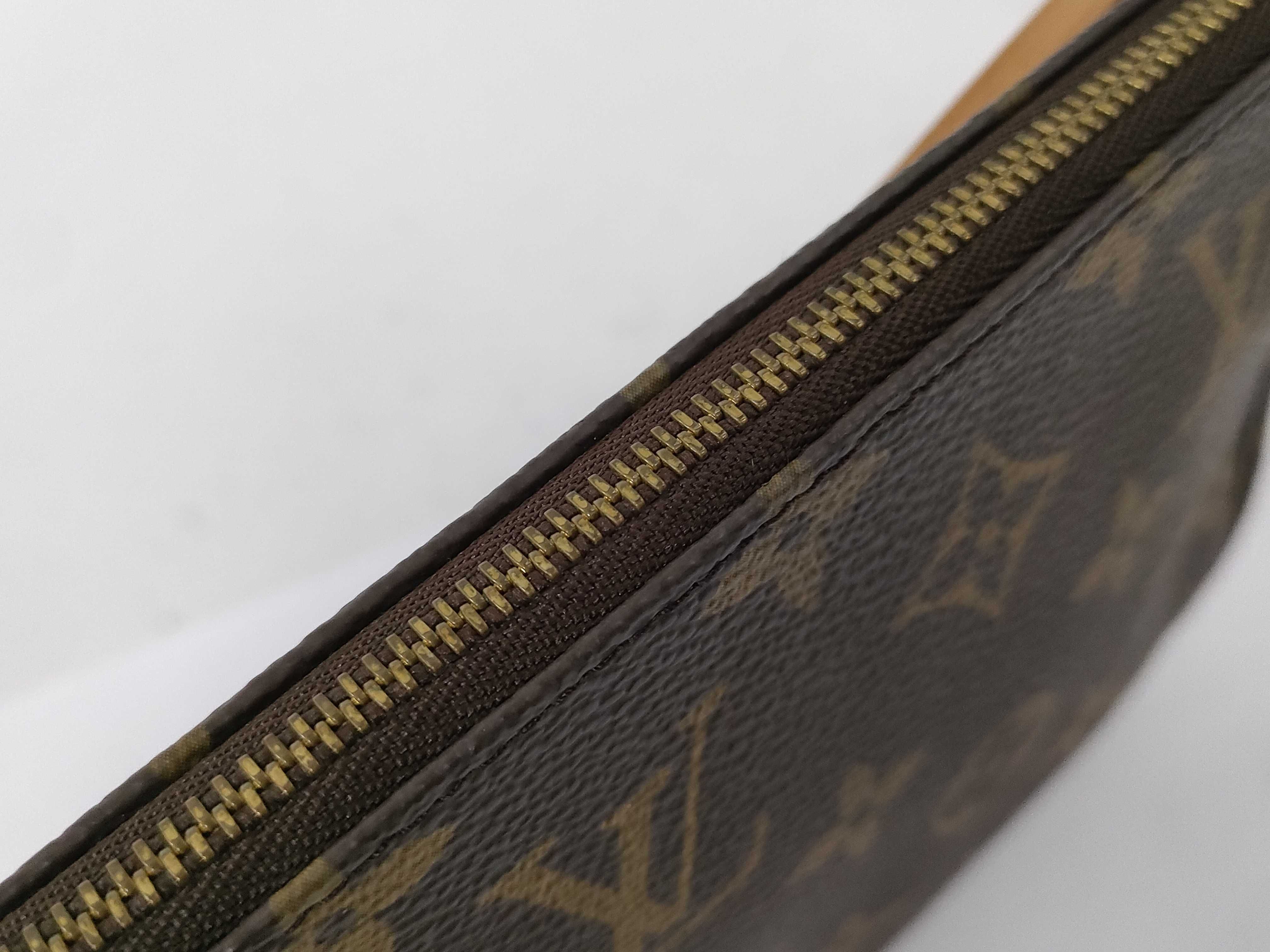 Monogram Pochette Accessoires M40712 Monogram Pouch Handbag Pouch — view 8