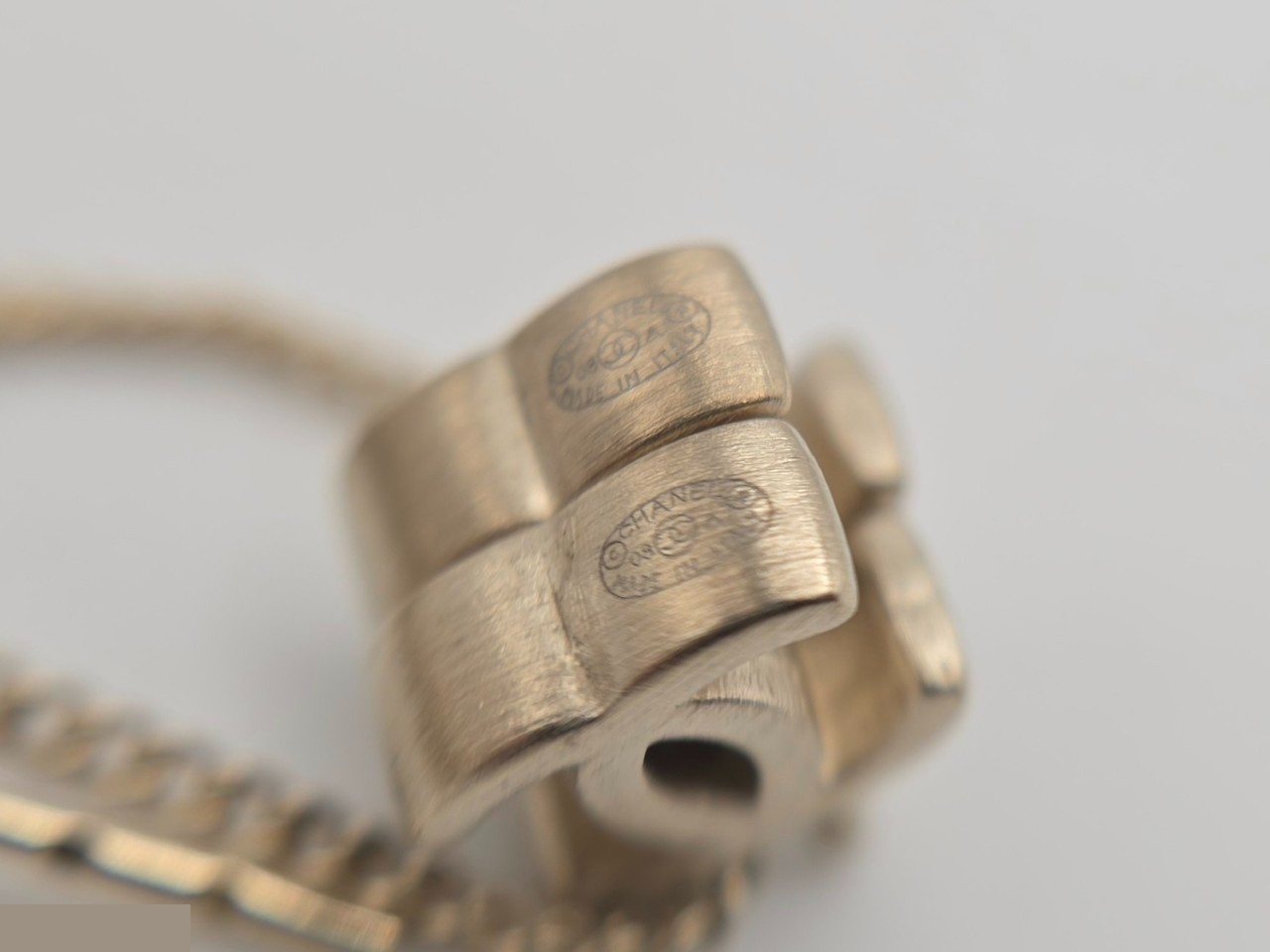 earrings — view 5