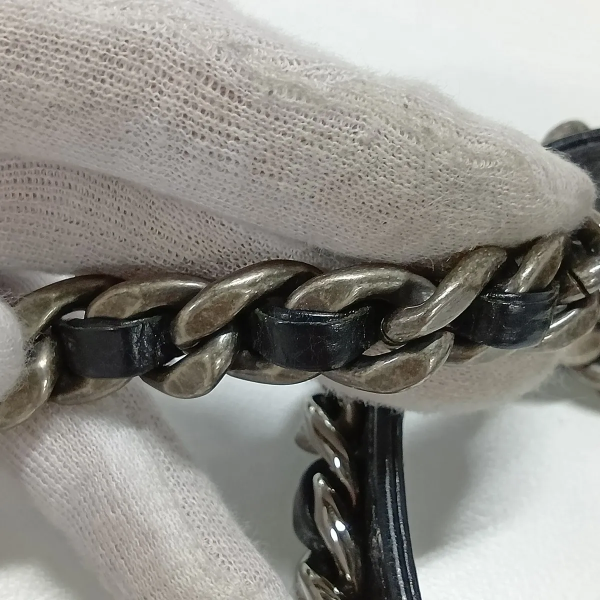 19 Leather Chain Shoulder Bag, Black with Gold and Silver Hardware, 30828468, Serial Number in the 30s. — view 14