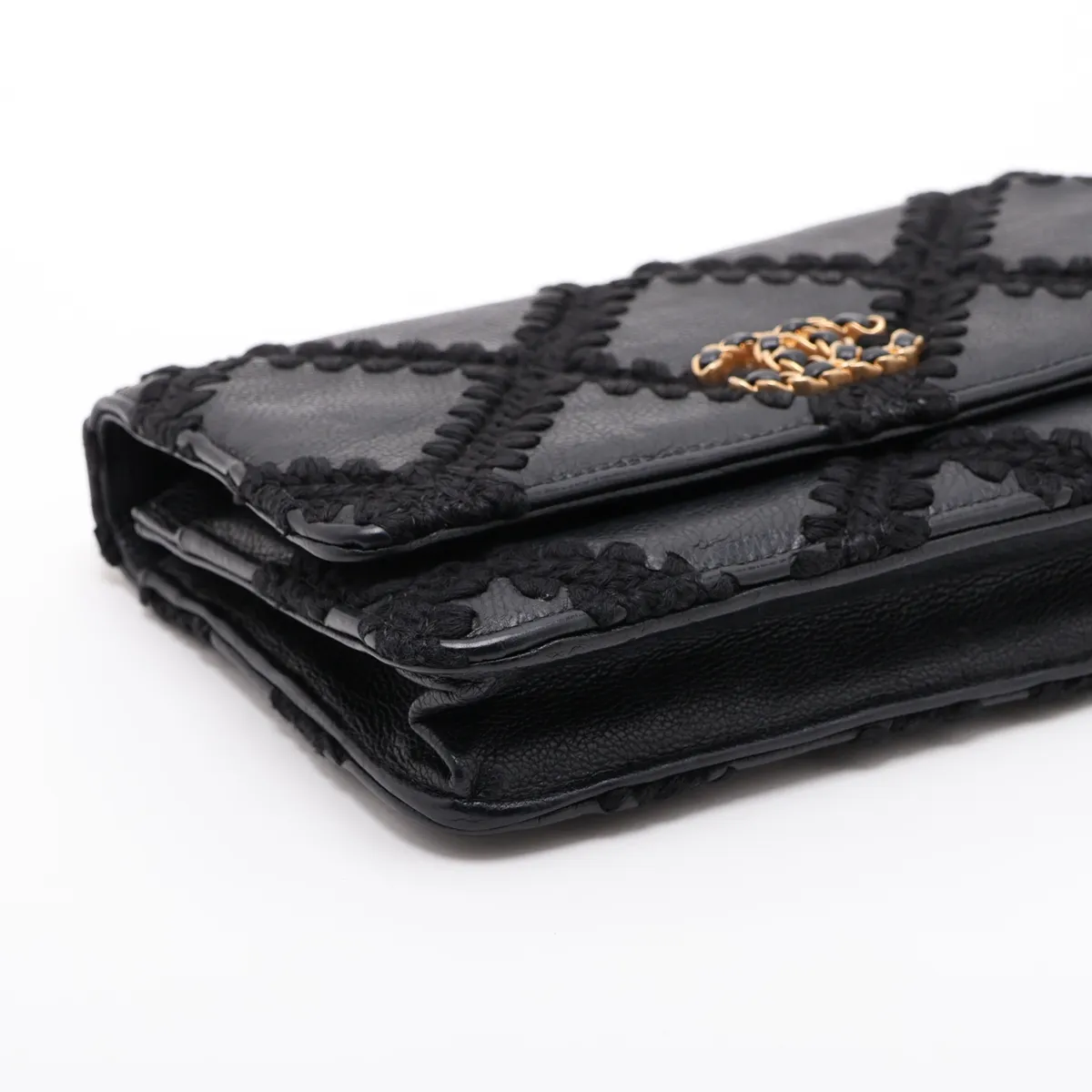 19 Leather Chain Shoulder Bag, Black with Gold and Silver Hardware, 30828468, Serial Number in the 30s. — view 4