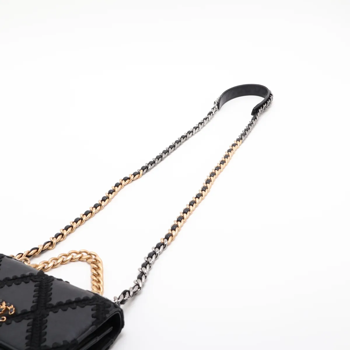 19 Leather Chain Shoulder Bag, Black with Gold and Silver Hardware, 30828468, Serial Number in the 30s. — view 5