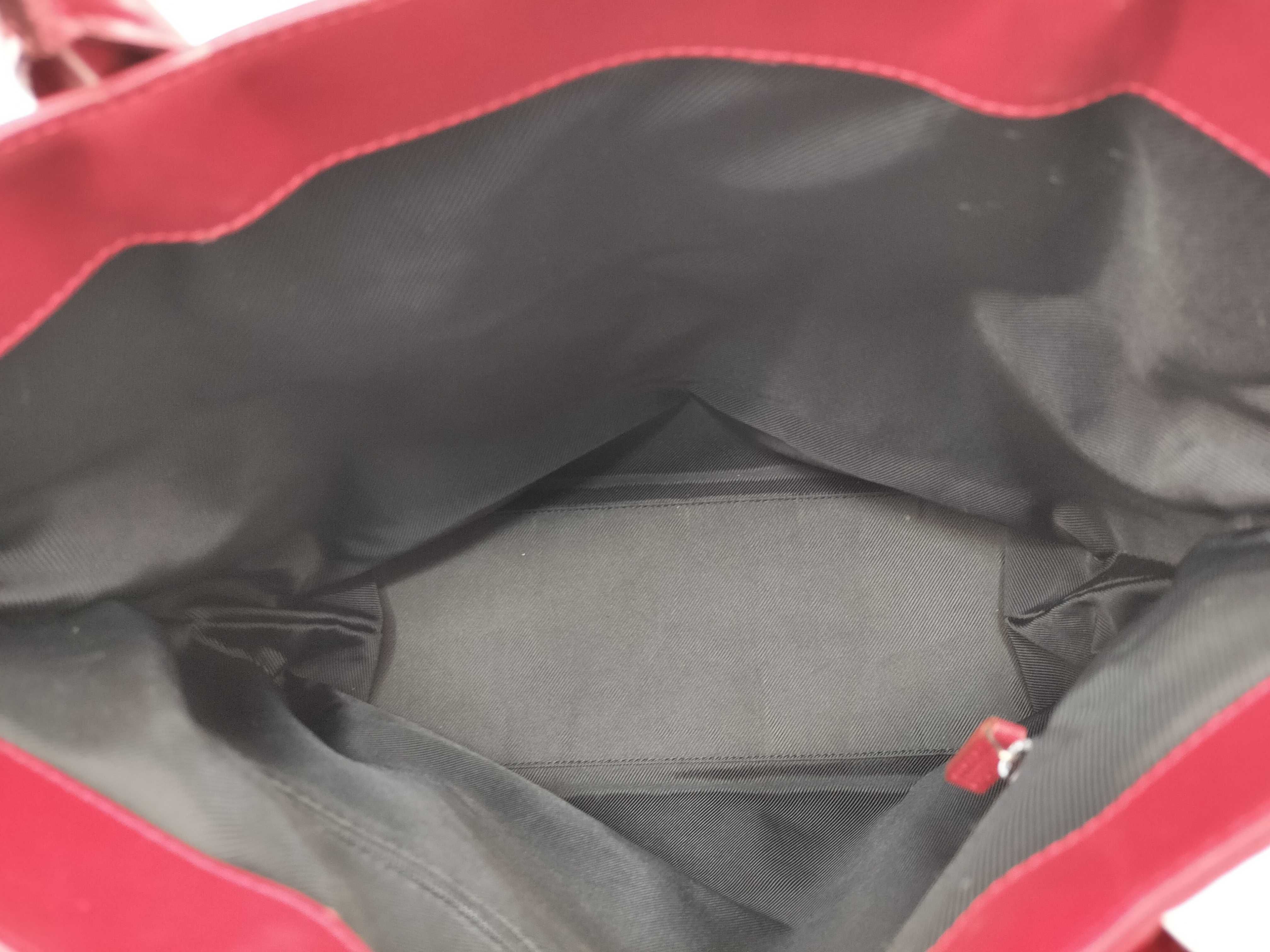 GG Canvas Gucci Handbag Red Tote Bag — view 10