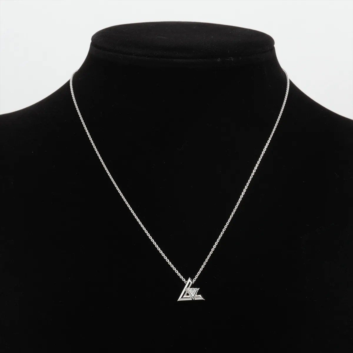 Pendant LV Vault One PM Diamond Necklace 750 (WG) 6.1g E21319 — view 5