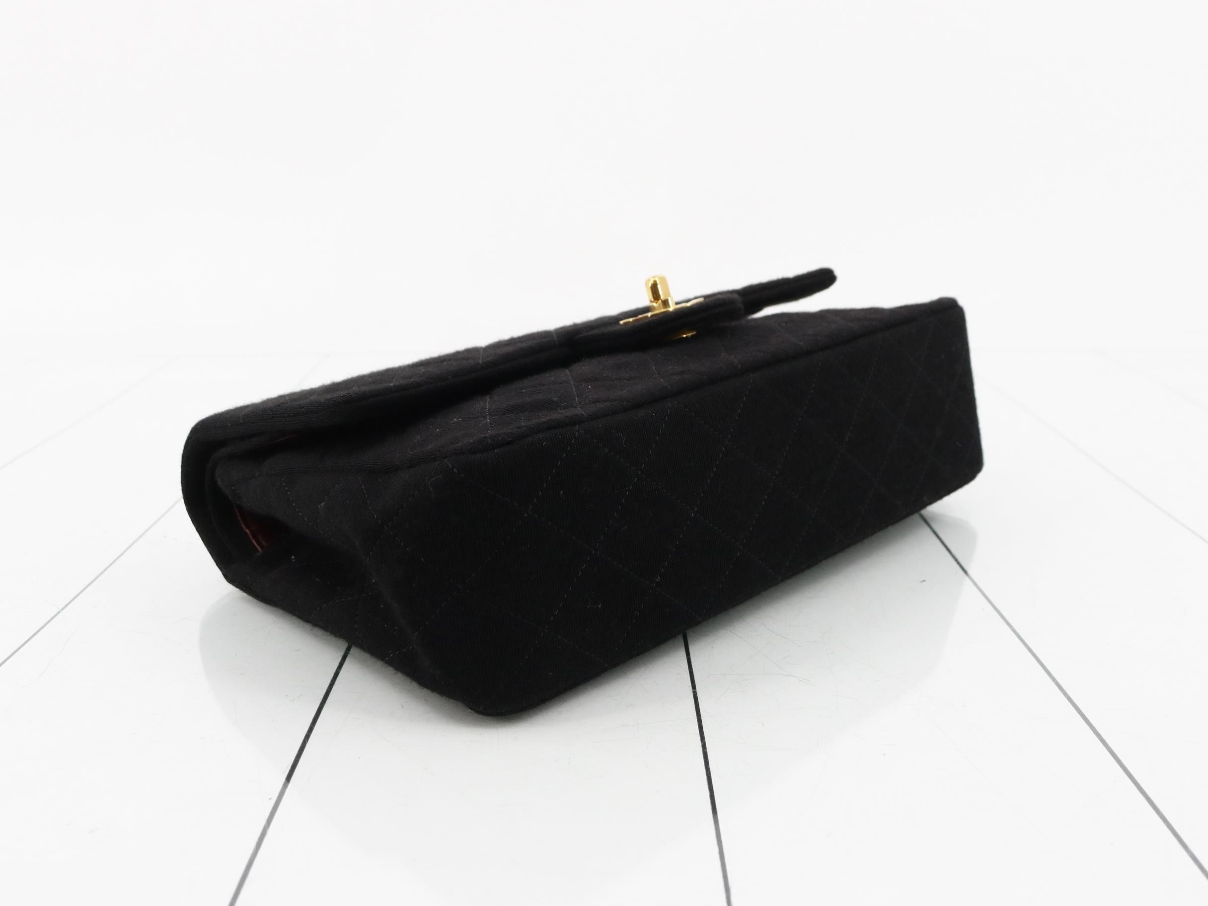 Matelassé Cotton Chain Shoulder Bag, Unit 1 — view 5