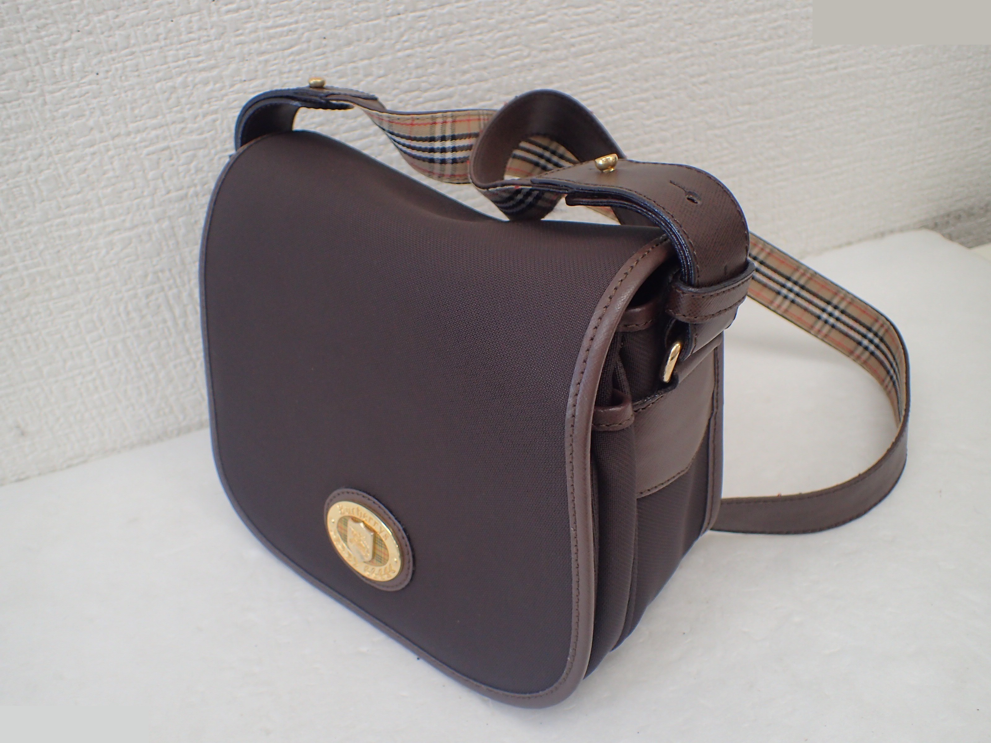 shoulder bag — view 4