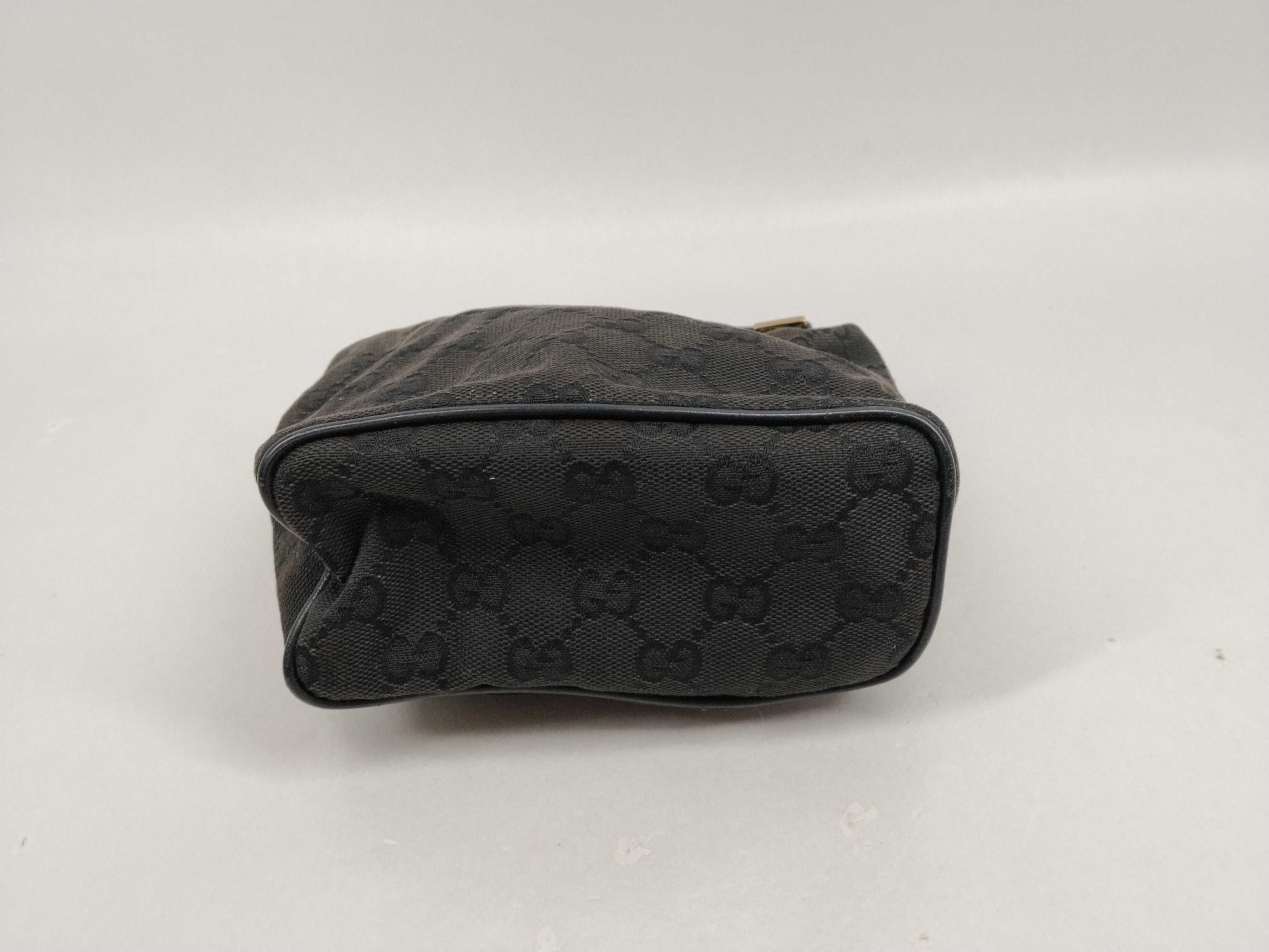 GG Canvas 039 1147 Accessory Pouch — view 7