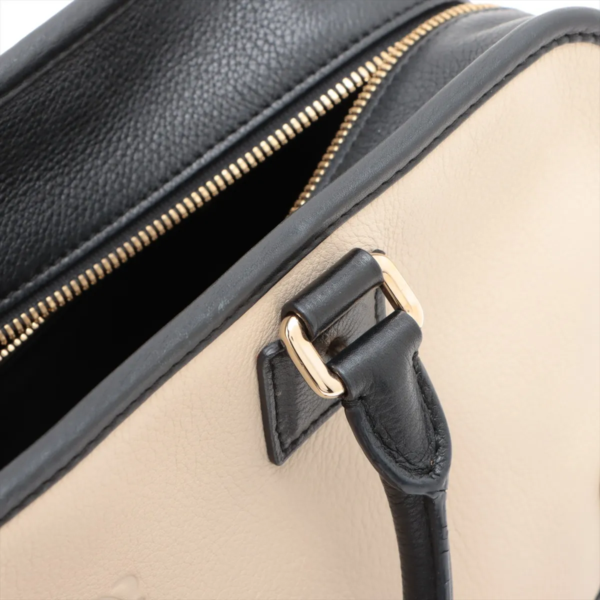 Amazona 36 Leather Handbag Beige x Black — view 13