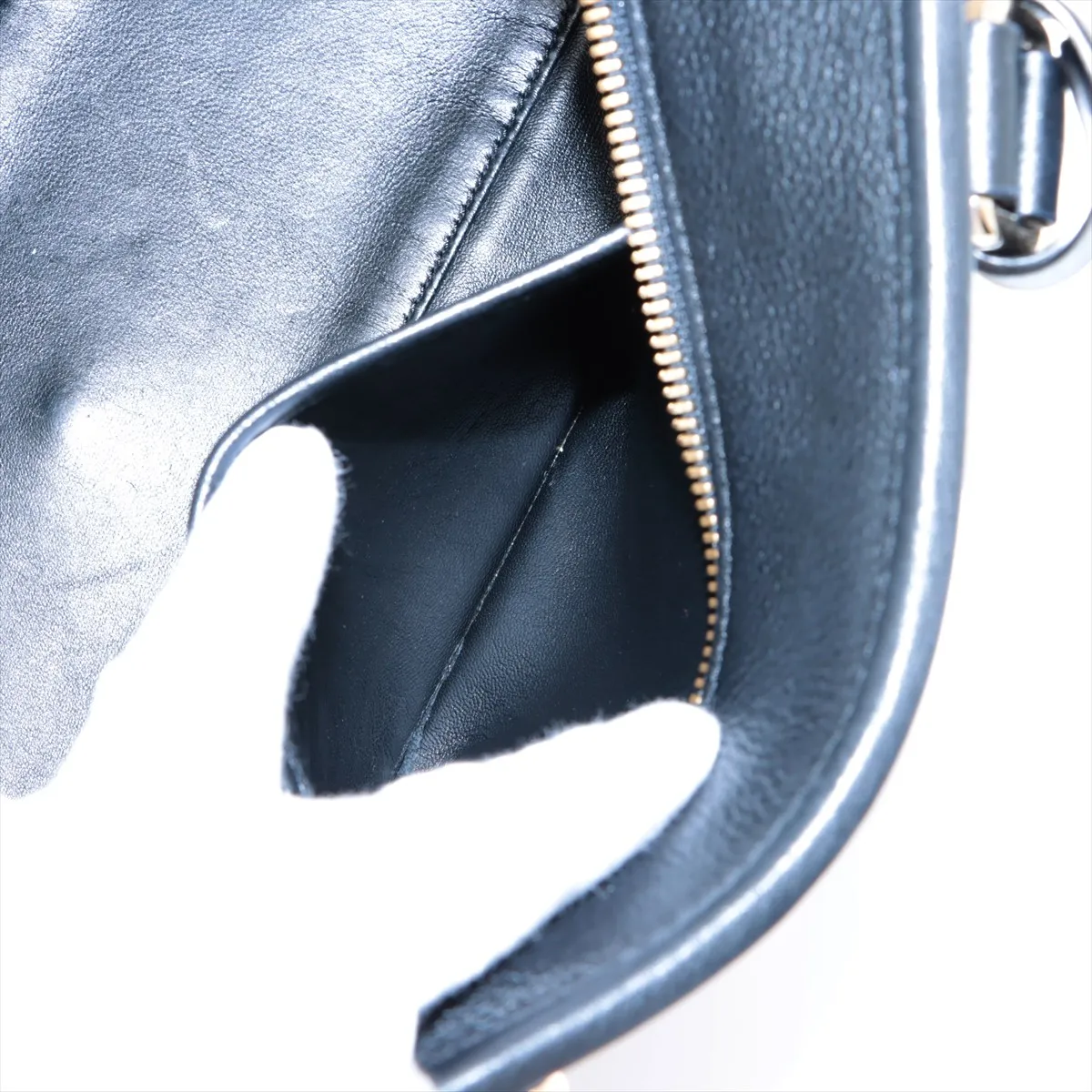 Amazona 36 Leather Handbag Beige x Black — view 9