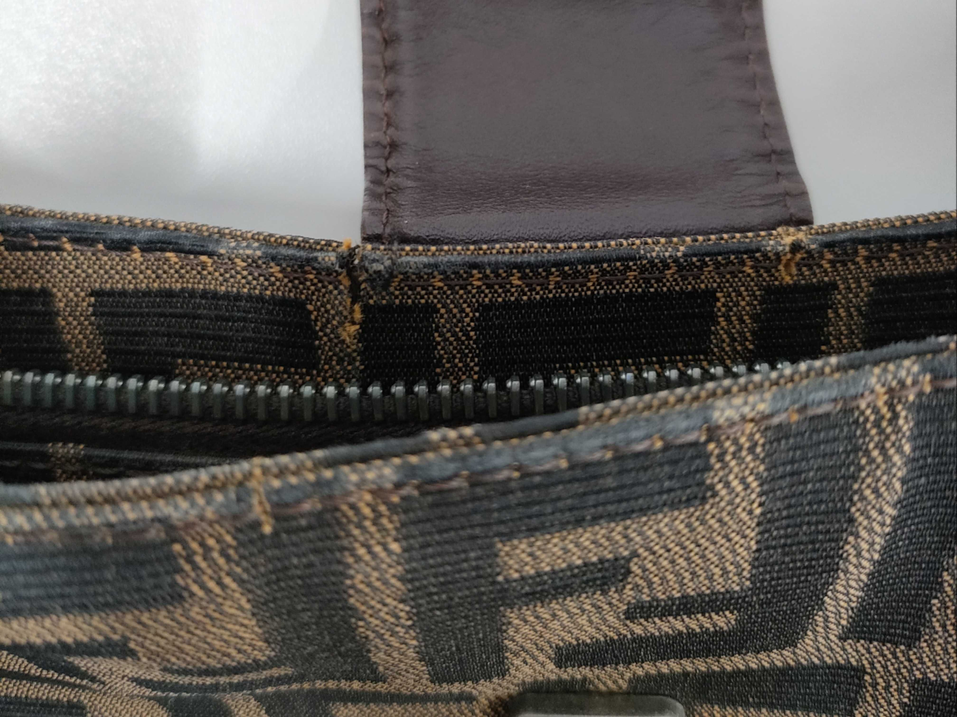 Mamma Zucca Silver Hardware Handbag — view 14